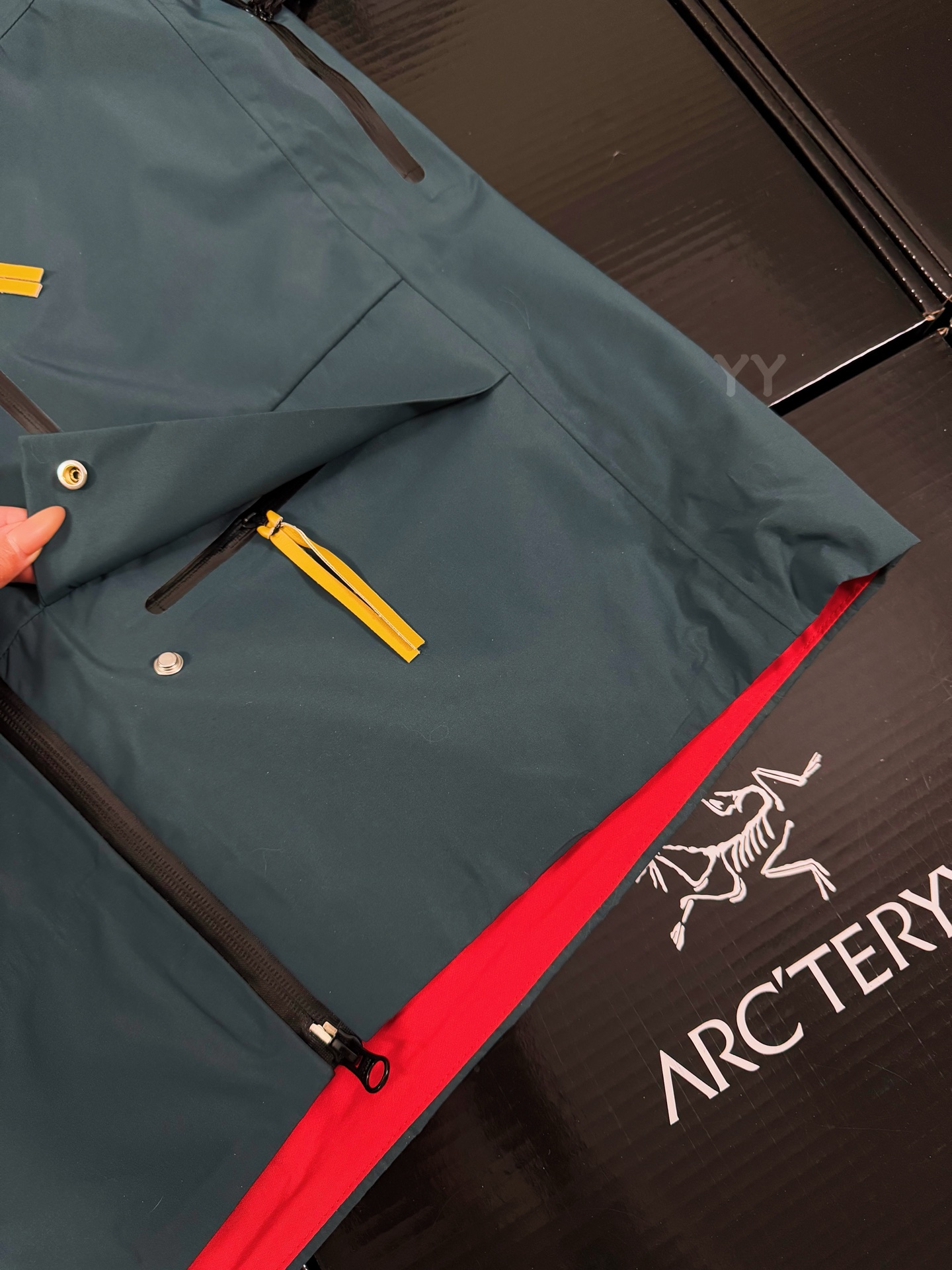 G70 台州 Arcteryx 始祖鸟 JILSANDER联名款 Gore-Tex 防风防水 夹克 长袖 滑雪服 男款 绿色B5- 28806
