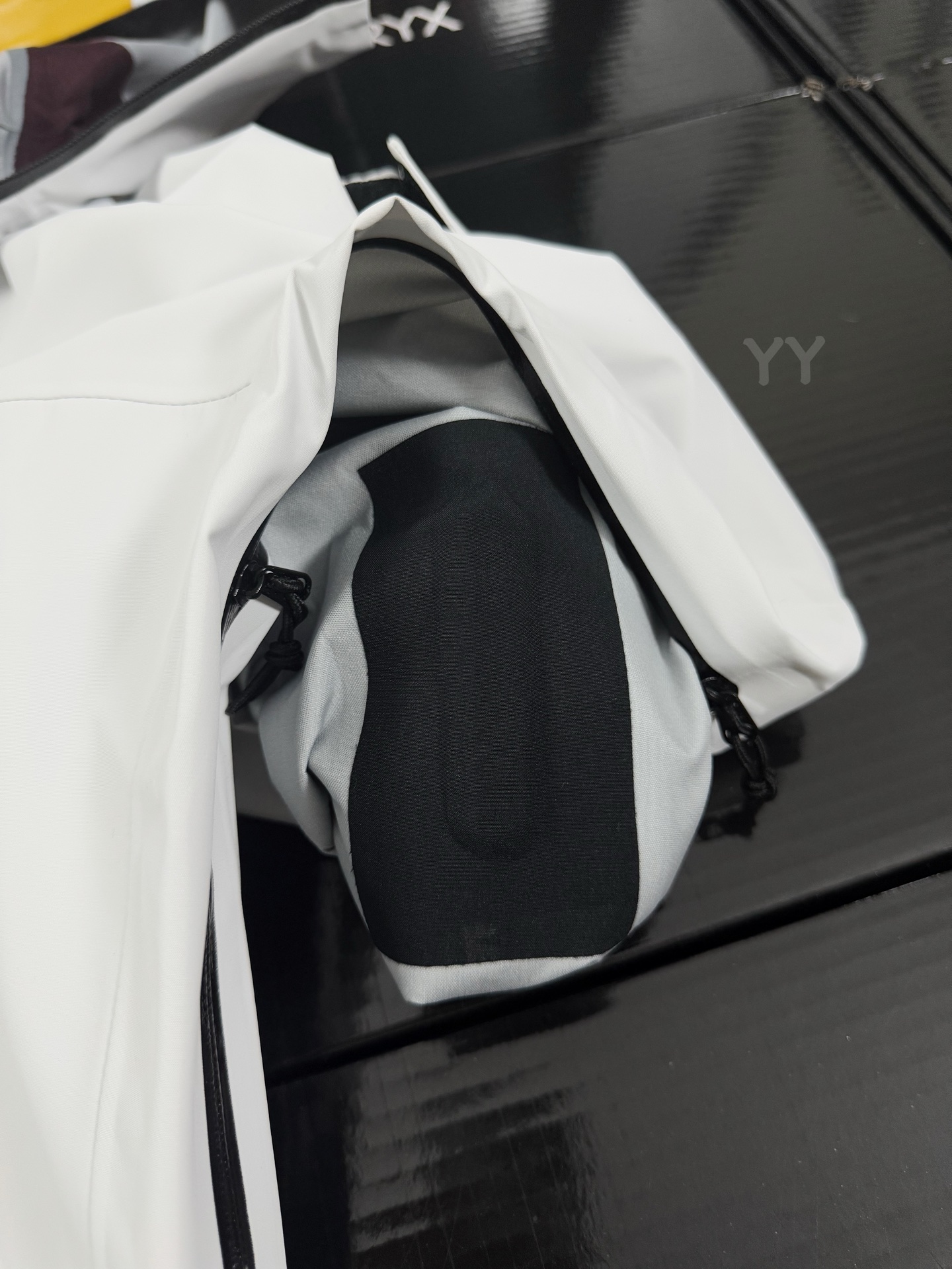 G70 台州 Arcteryx 始祖鸟 JILSANDER联名款 Gore-Tex 防风防水 夹克 长袖 滑雪服 男款 白黄B5-