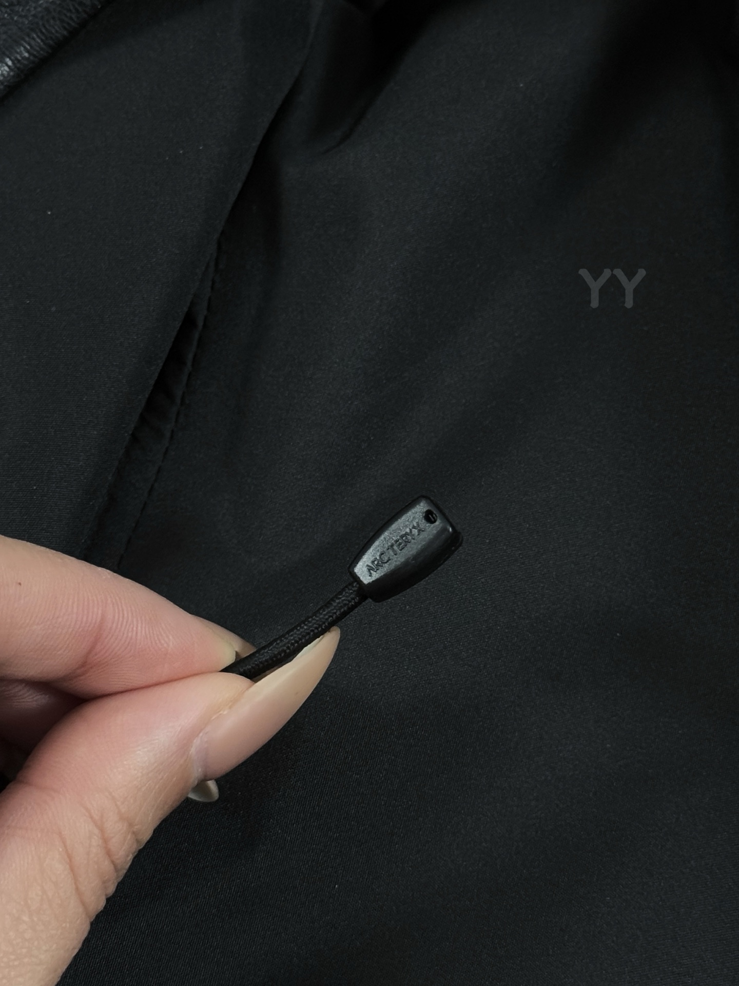 G84 台州 Arcteryx 始祖鸟 JILSANDER联名款 Gore-Tex 防风防水 夹克 长袖 滑雪服 男款 黑色B5-X000005290 28806
