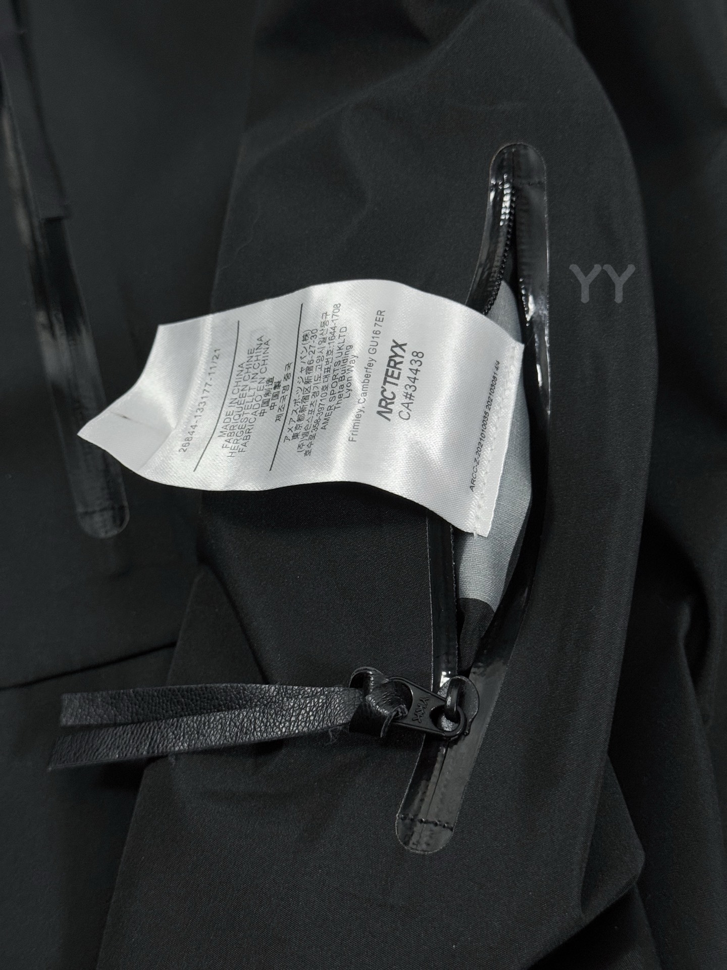 G84 台州 Arcteryx 始祖鸟 JILSANDER联名款 Gore-Tex 防风防水 夹克 长袖 滑雪服 男款 黑色B5-X000005290 28806