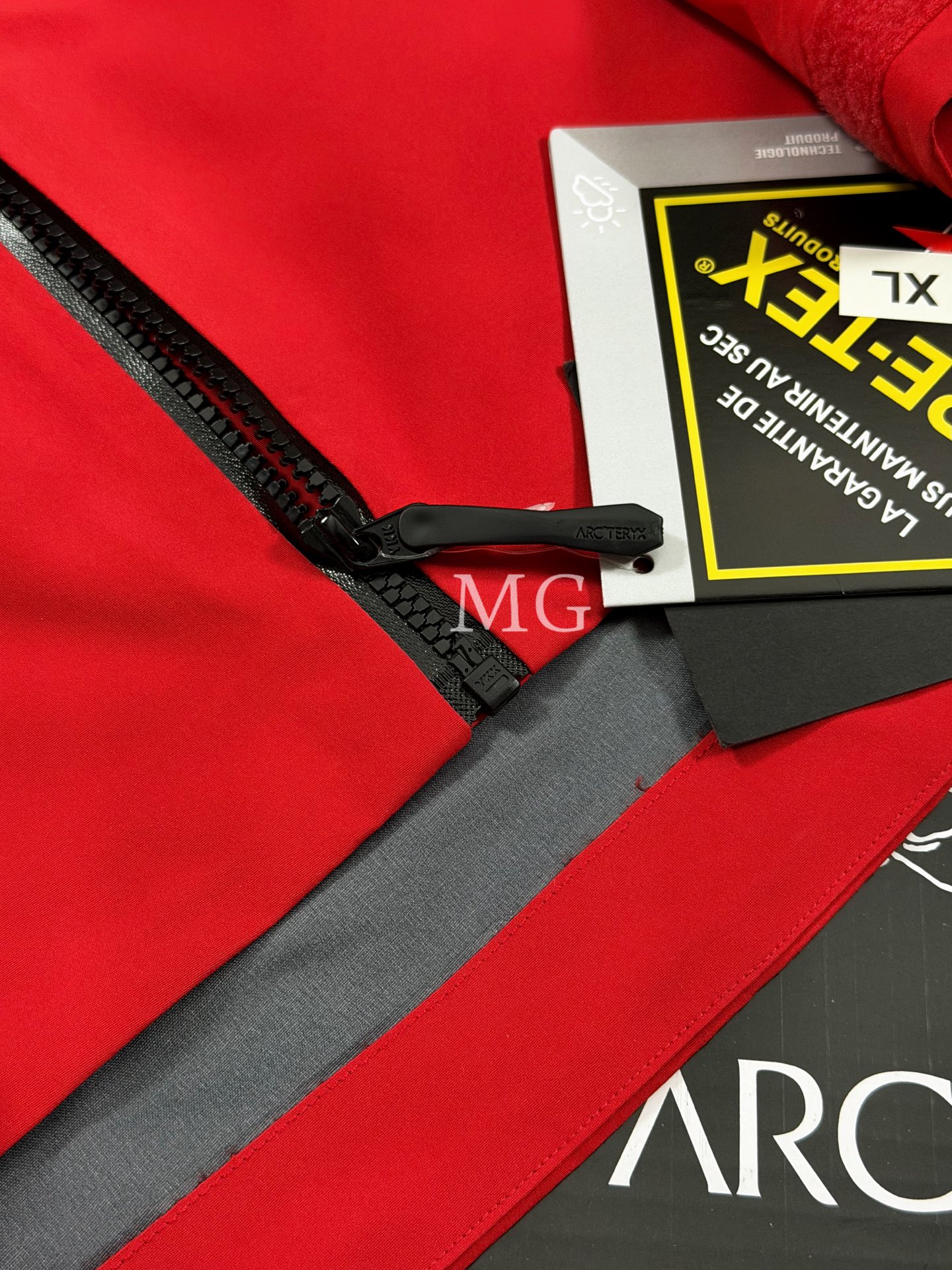 G13 台州 第7代 Arcteryx 始祖鸟 Alpha SV GORE-TEX Pro 冲锋 硬壳 防风防水 夹克 长袖 男款B5 雀跃红 X000007555