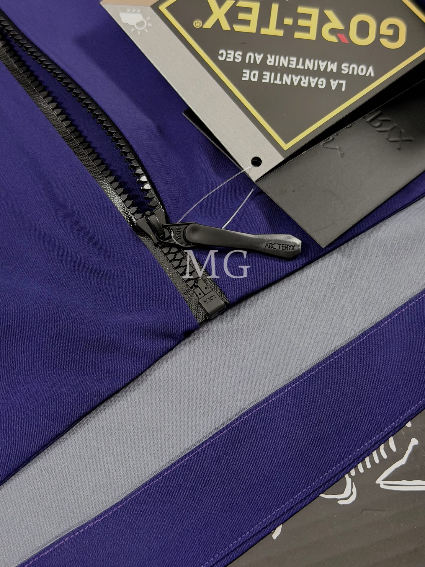G13 台州 第7代 Arcteryx 始祖鸟 Alpha SV GORE-TEX Pro 冲锋 硬壳 防风防水 夹克 长袖 男款B5 音速紫 X000007555