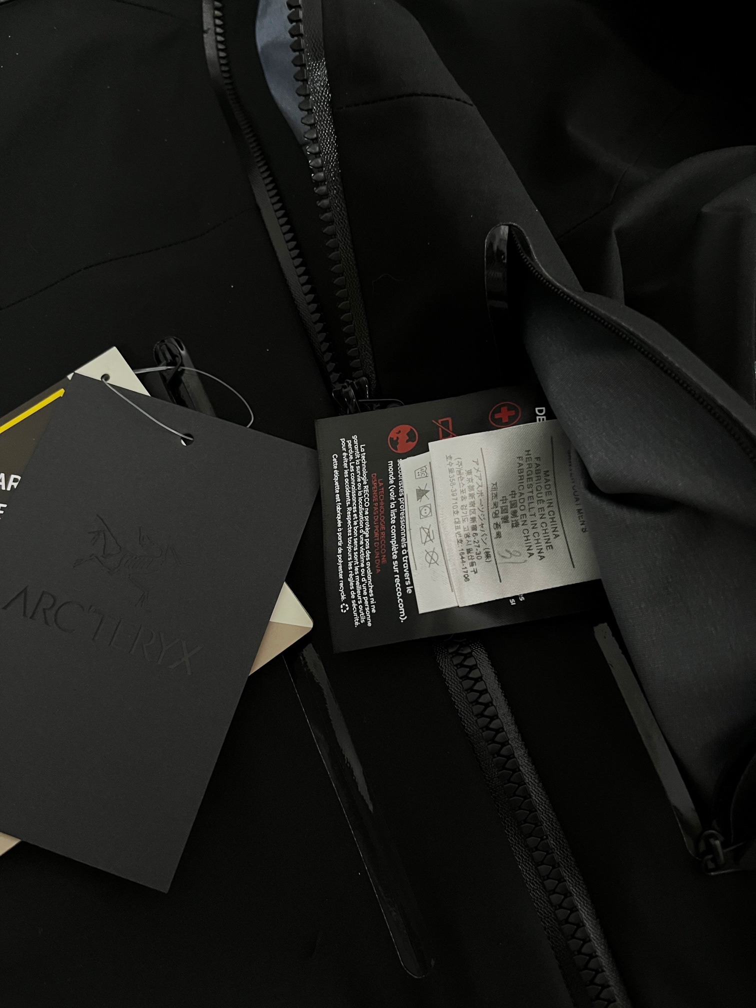 G13 台州 第7代 Arcteryx 始祖鸟 Alpha SV GORE-TEX Pro 冲锋 硬壳 防风防水 夹克 长袖 男款B5 黑金X000007555