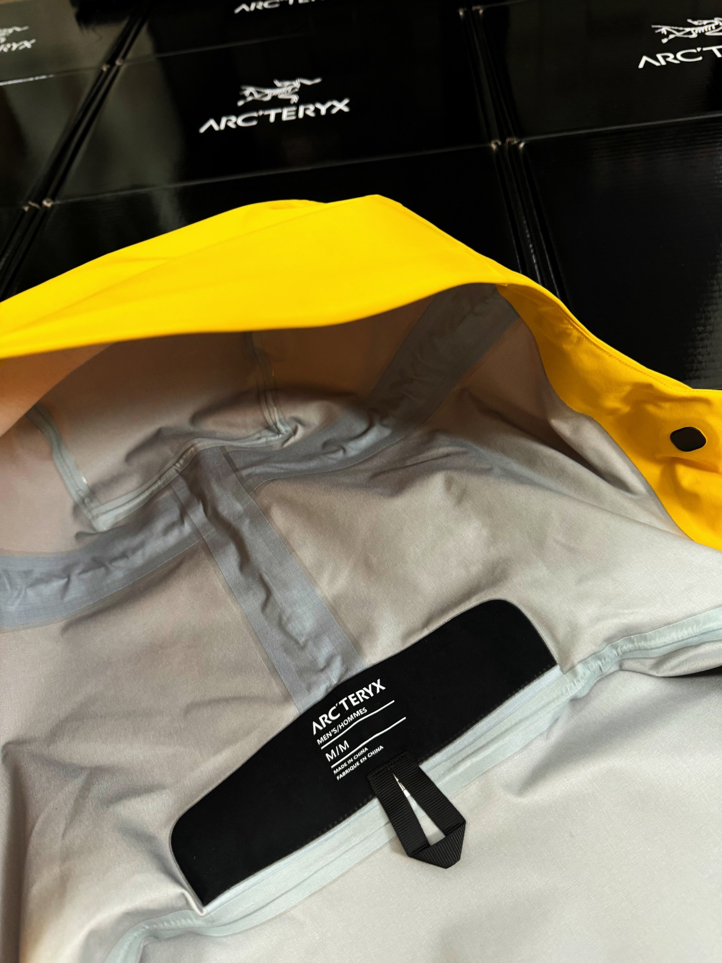 G13 台州 第7代 Arcteryx 始祖鸟 Alpha SV GORE-TEX Pro 冲锋 硬壳 防风防水 夹克 长袖 男款B5 黄色X000007555