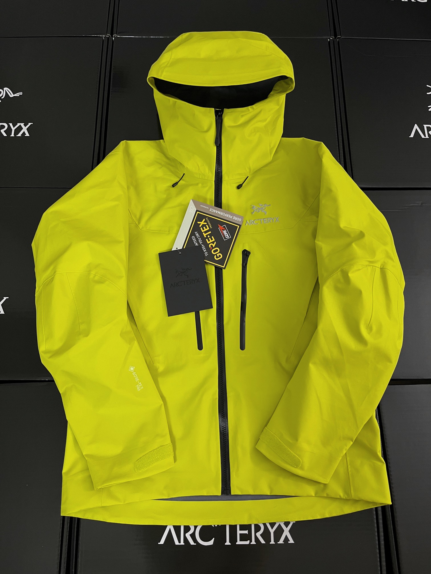 G13 台州 第7代 Arcteryx 始祖鸟 Alpha SV GORE-TEX Pro  冲锋 硬壳 防风防水 夹克 长袖  男款B5 荧光绿X000007555