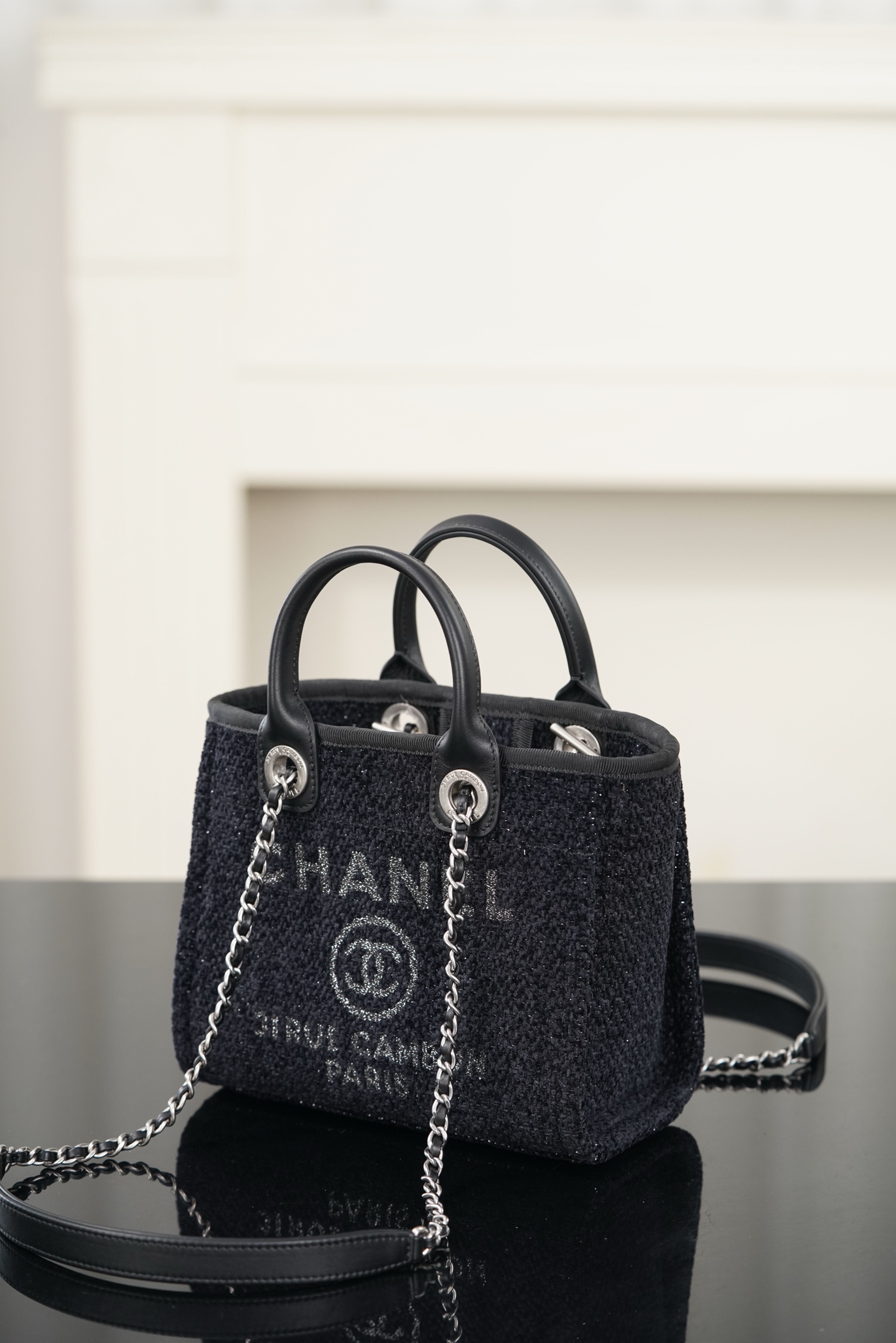 CHANEL 单肩手提 26A 双C LOGO - (Black ) Small Beach Shoulder Bag-A0- AS6374-B24735-94305