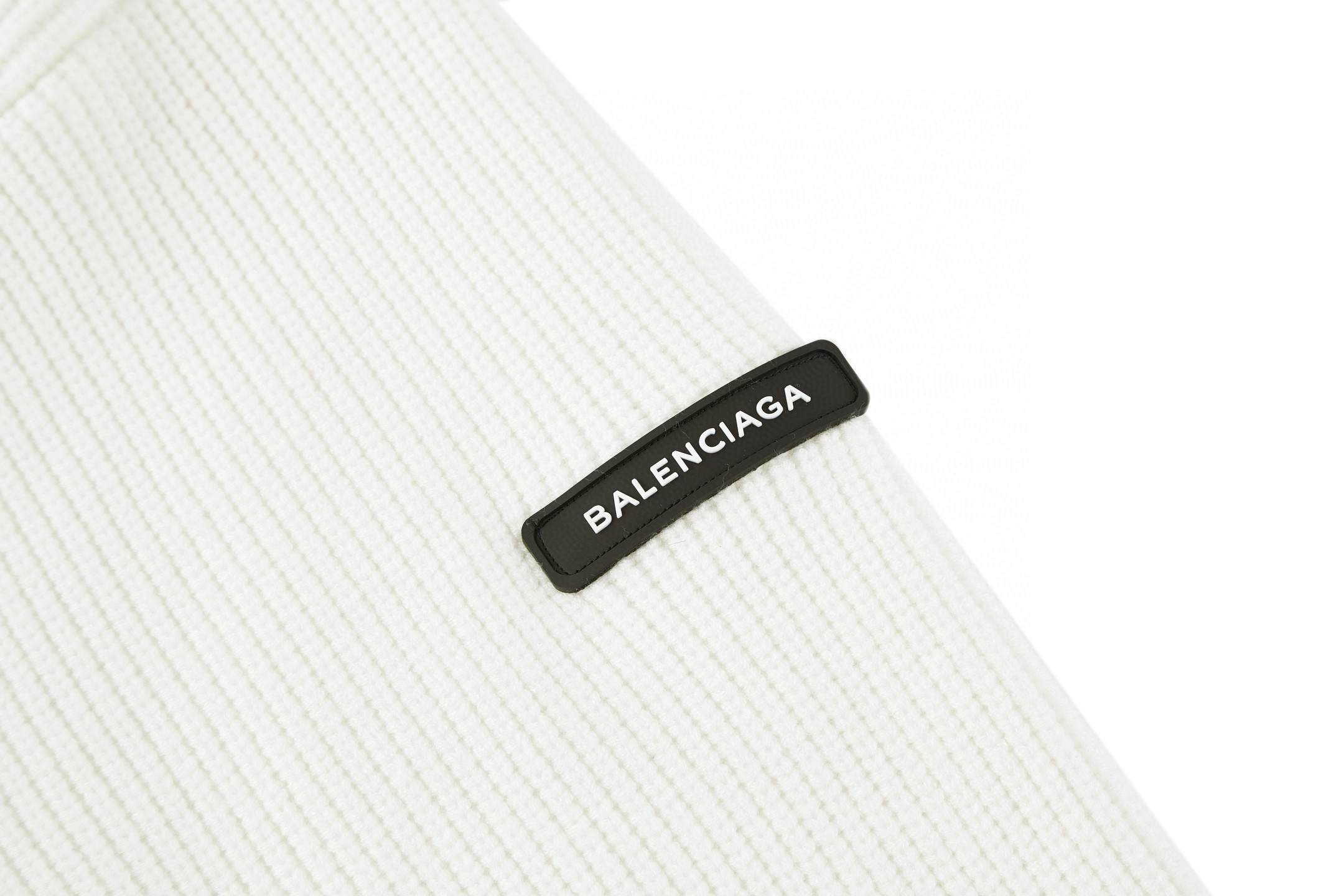 Balenciaga 巴黎世家 袖标V领针织开衫 针织衫 毛衣 外套 长袖 白色 B0