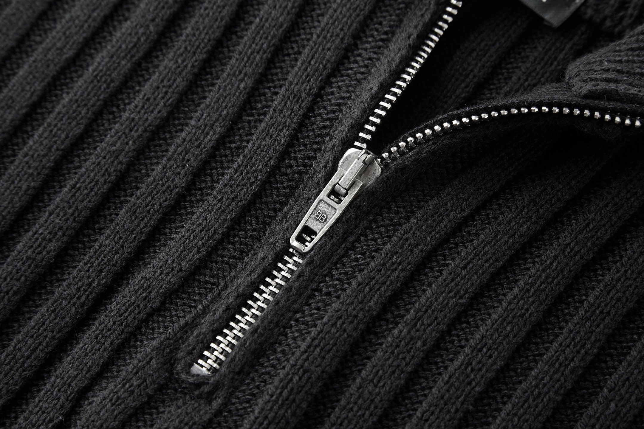 Balenciaga 巴黎世家 半拉链毛衣 外套 长袖 黑色 B0 852887T34141001