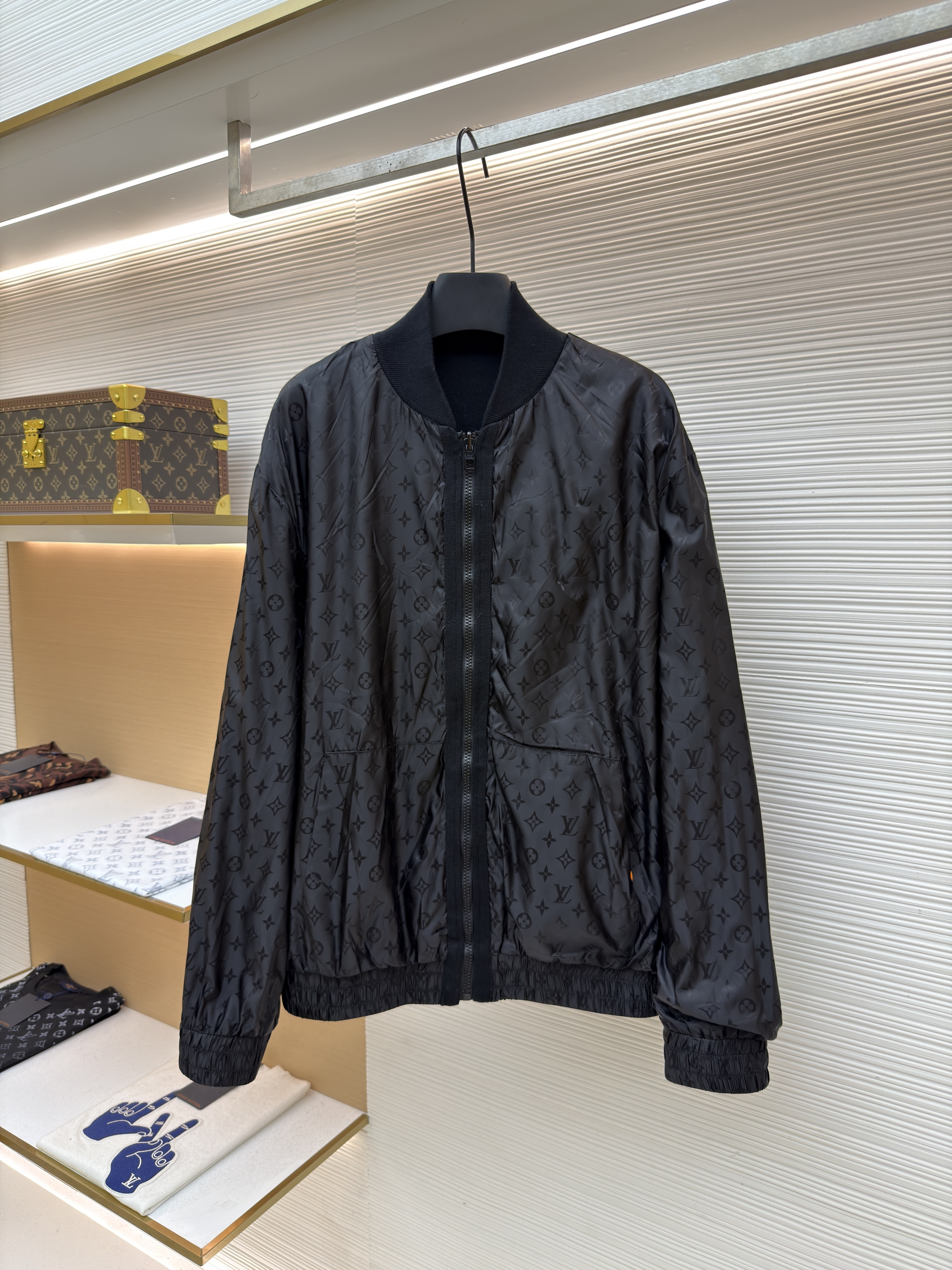 LOUIS VUITTON 路易威登 双面两穿拉链外套 夹克 长袖 白色 黑色 C0