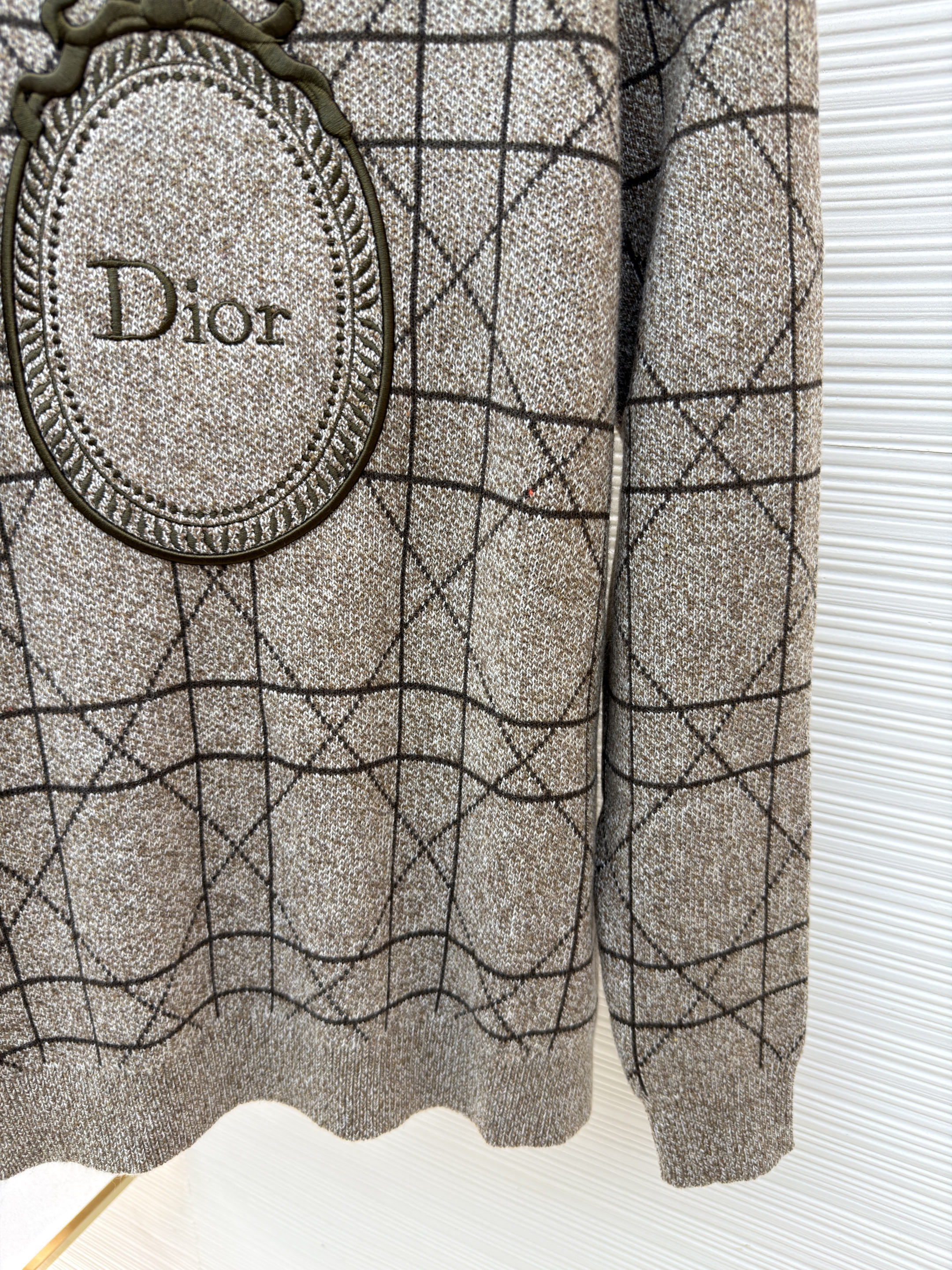 DIOR 迪奥 字母刺绣藤格纹羊毛针织衫 毛衣 外套 长袖 亚麻灰 C0