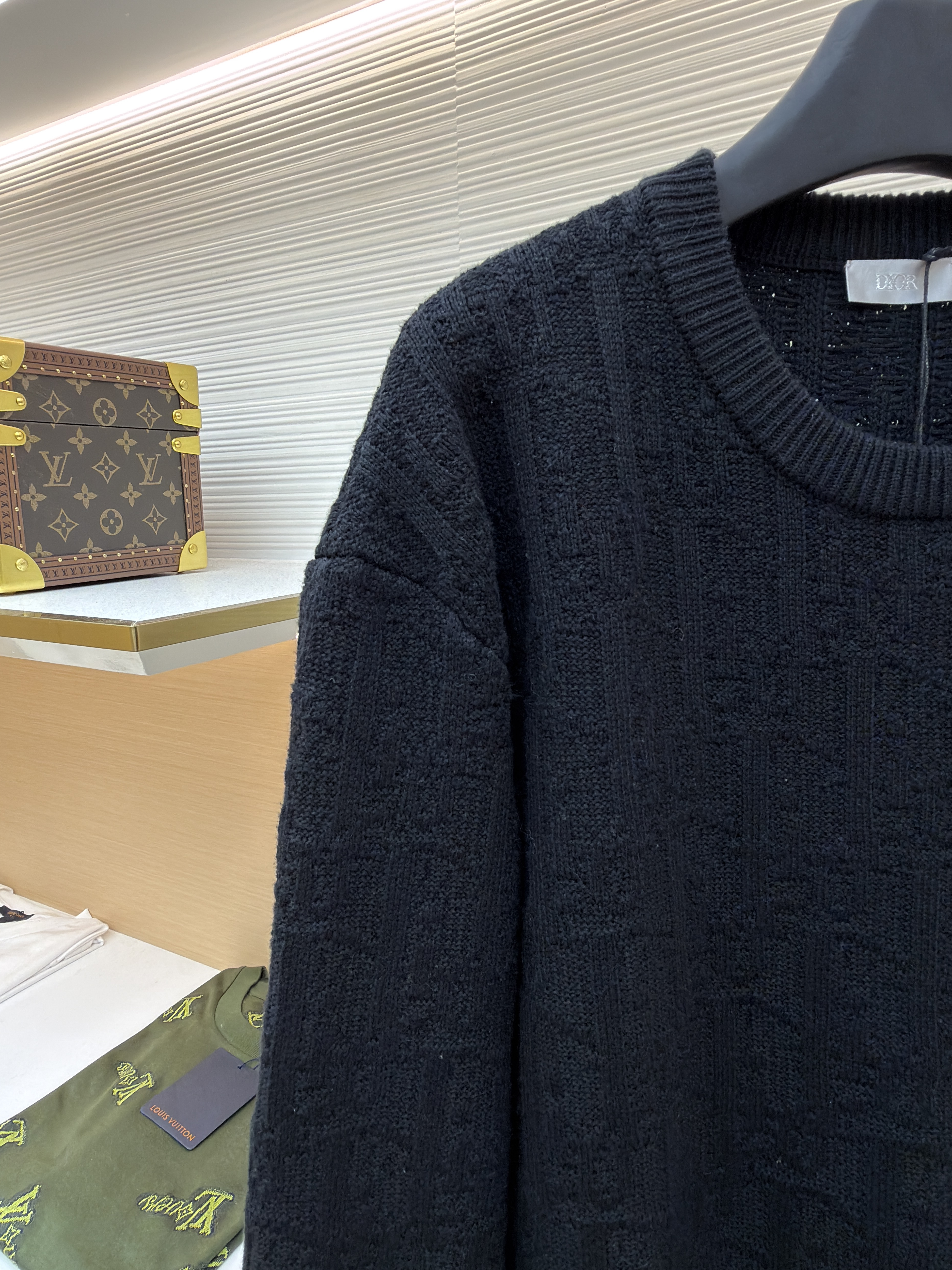 DIOR 迪奥 纯色暗纹圆领针织毛衣 针织衫 外套 长袖 黑色 灰色 B0