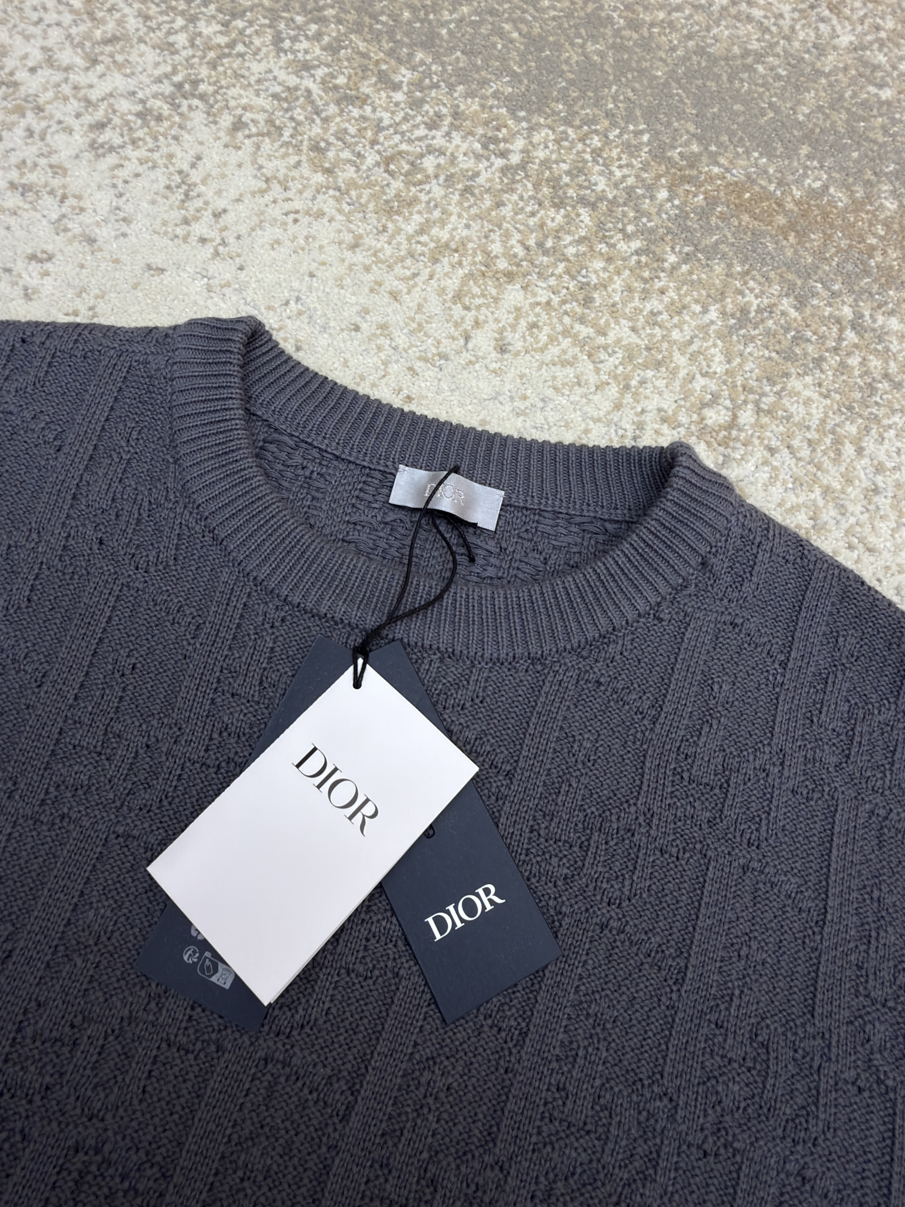 DIOR 迪奥 纯色暗纹圆领针织毛衣 针织衫 外套 长袖 黑色 灰色 B0