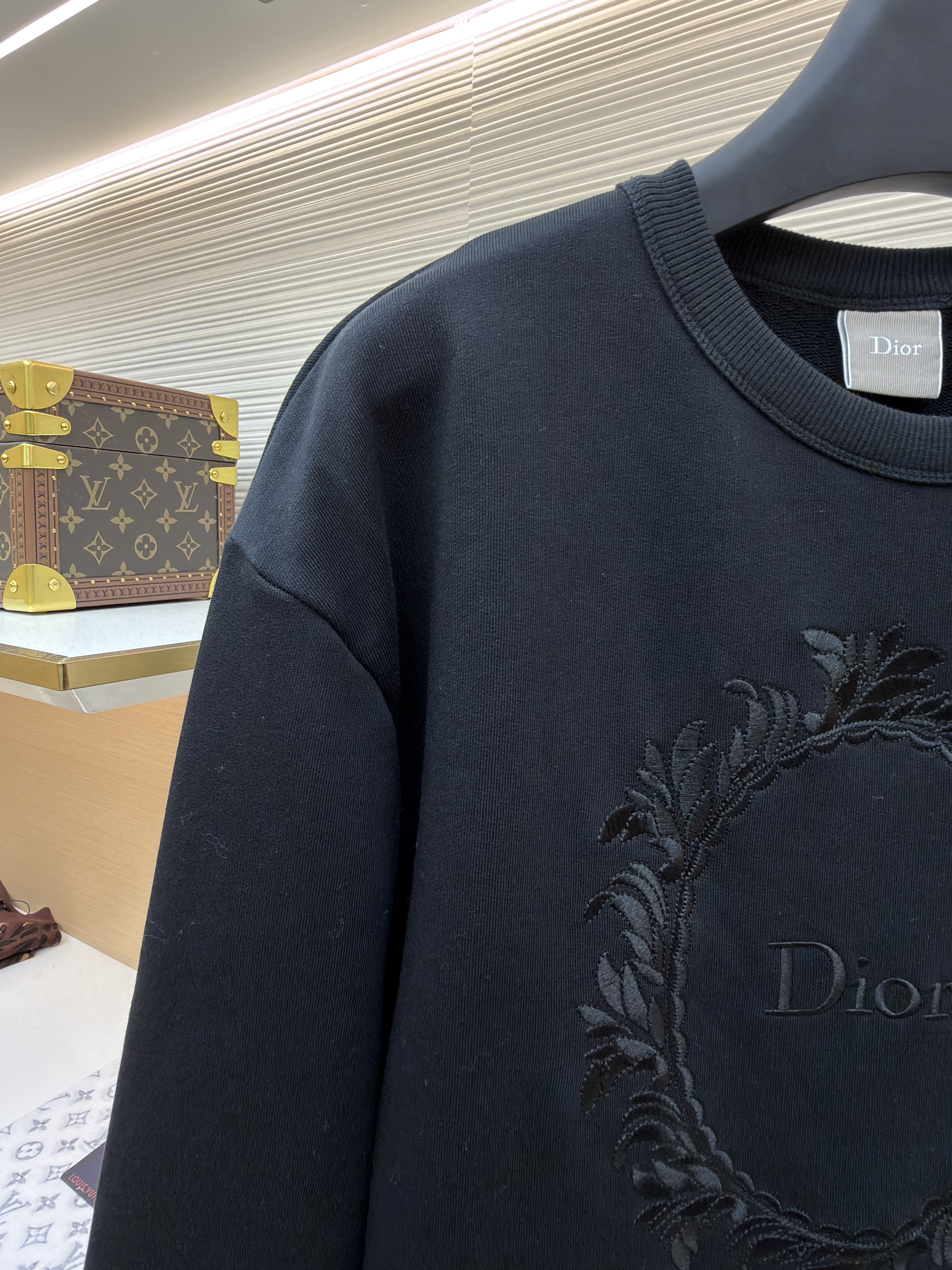 DIOR 迪奥 刺绣圆环圆领卫衣 外套 长袖 秋冬款 黑色 B0