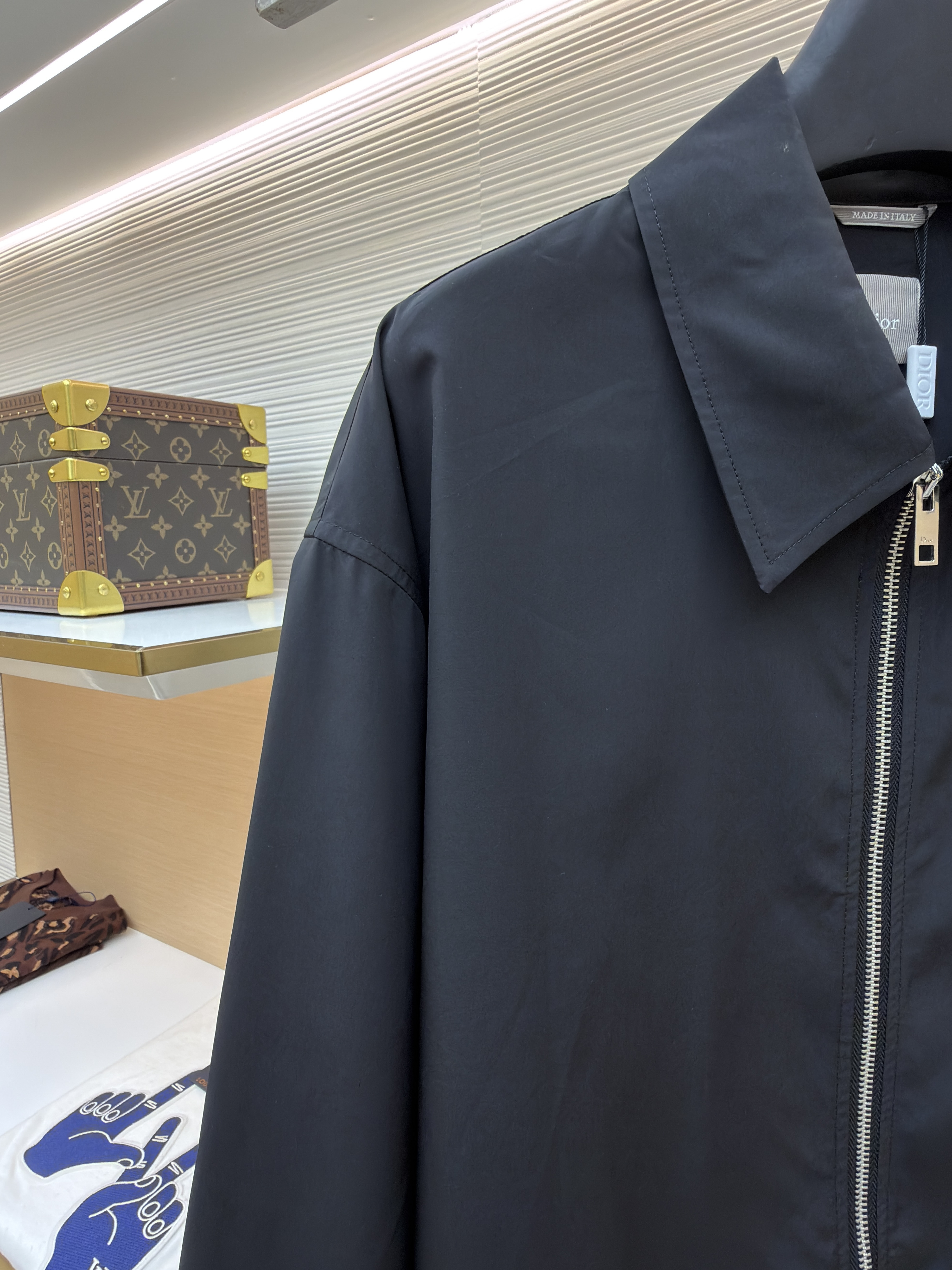 DIOR 迪奥 口袋搭扣拉链衬衫外套 夹克 秋冬款 长袖 黑色 B0