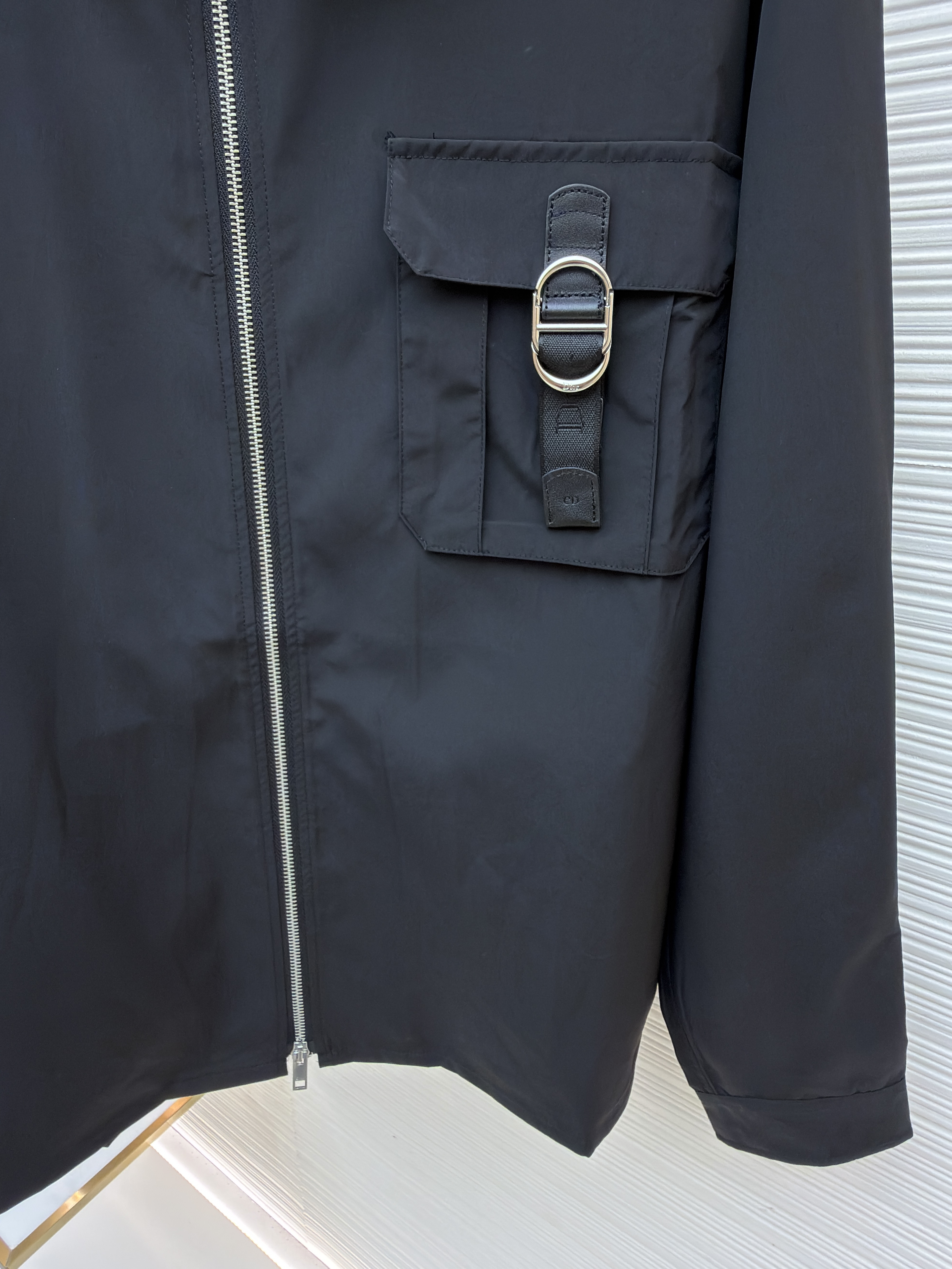 DIOR 迪奥 口袋搭扣拉链衬衫外套 夹克 秋冬款 长袖 黑色 B0