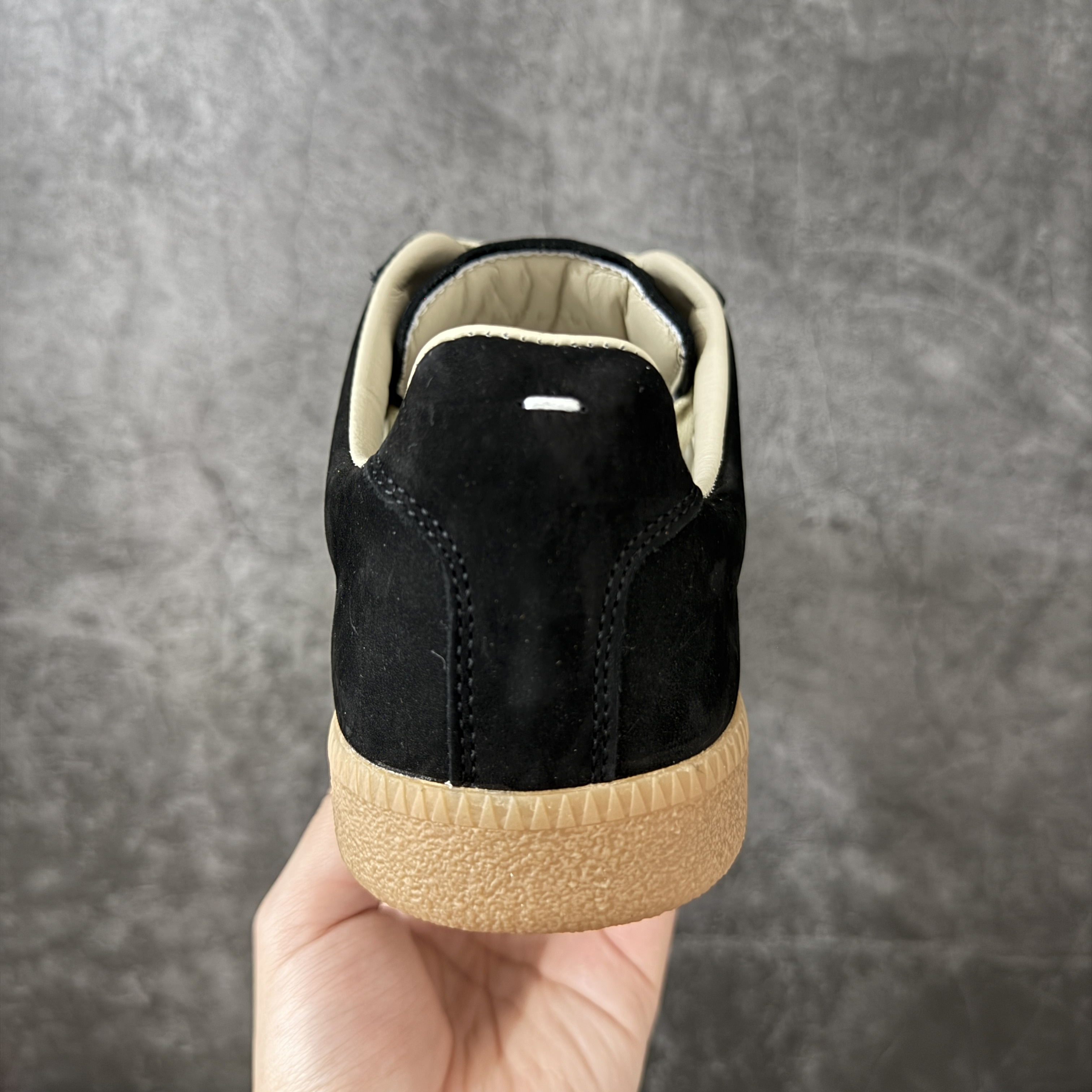 Maison Margiela MM6 马吉拉  Replica彩绘 德训鞋 低筒 休闲鞋 运动鞋 板鞋 男鞋 女鞋  黑色 S57WS0240P1892963