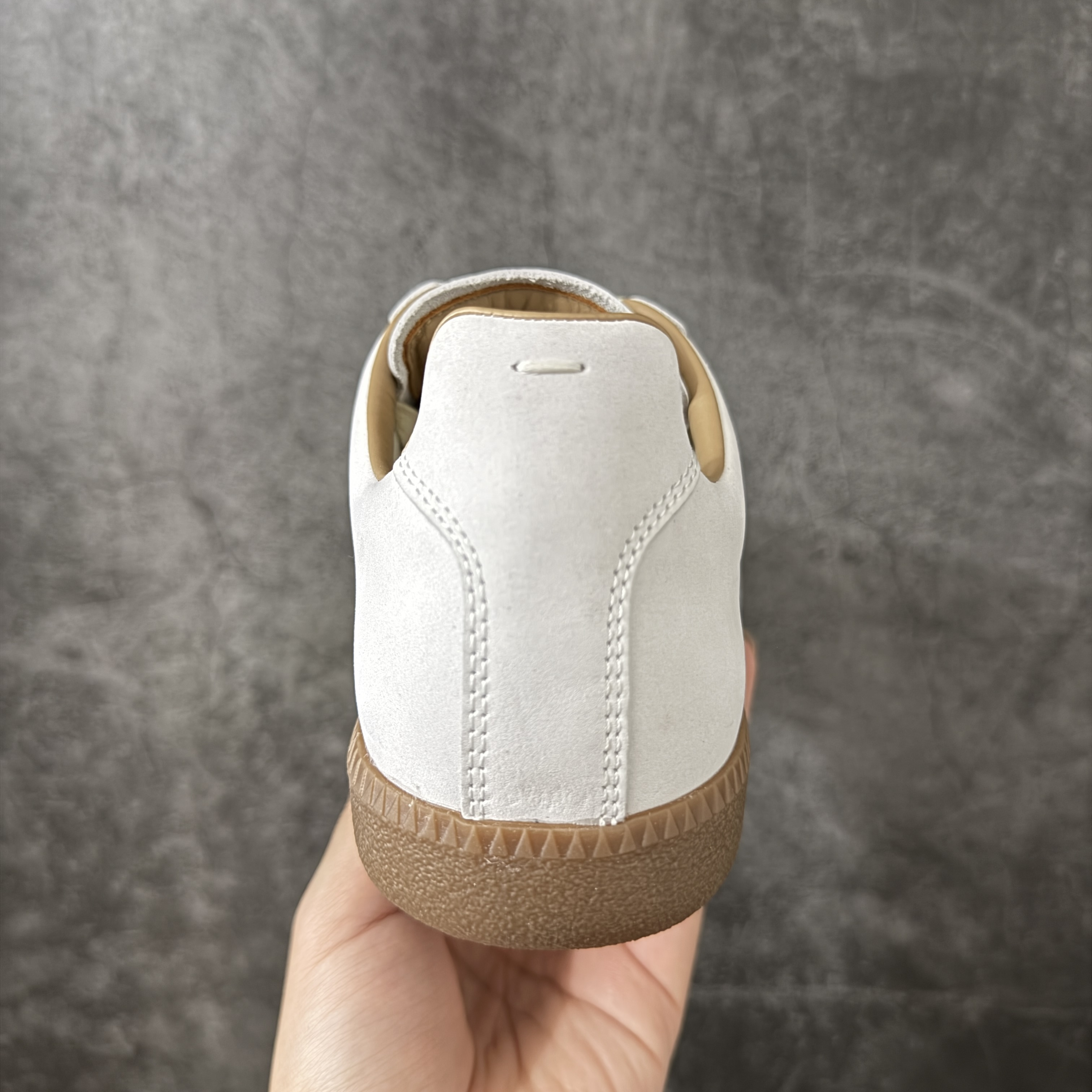Maison Margiela MM6 马吉拉  Replica彩绘 德训鞋 低筒 休闲鞋 运动鞋 板鞋 男鞋 女鞋  白色 S57WS0240P1892961