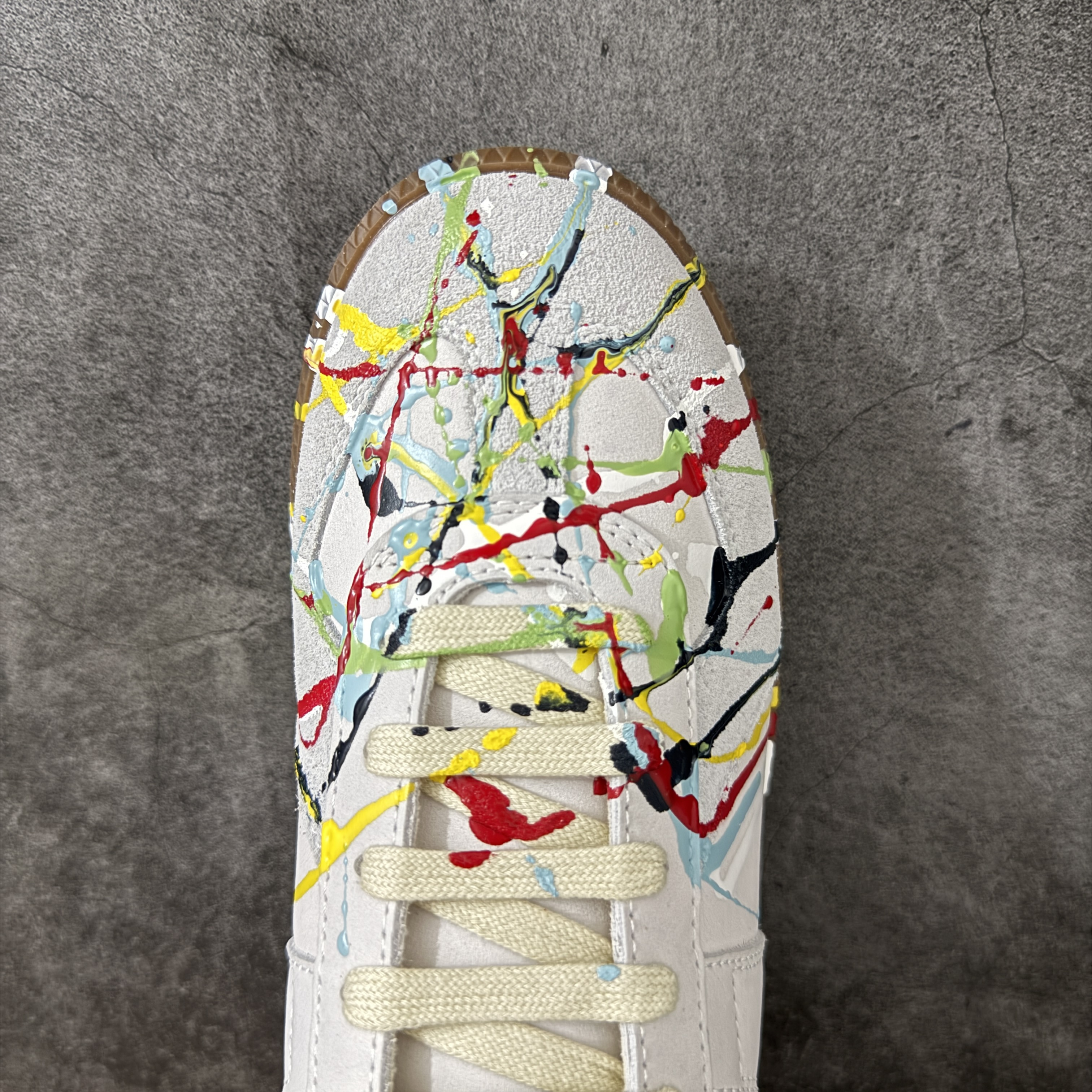 Maison Margiela MM6 马吉拉  Replica彩绘 德训鞋 低筒 休闲鞋 运动鞋 板鞋 男鞋 女鞋  白色 S57WS0240P1892961