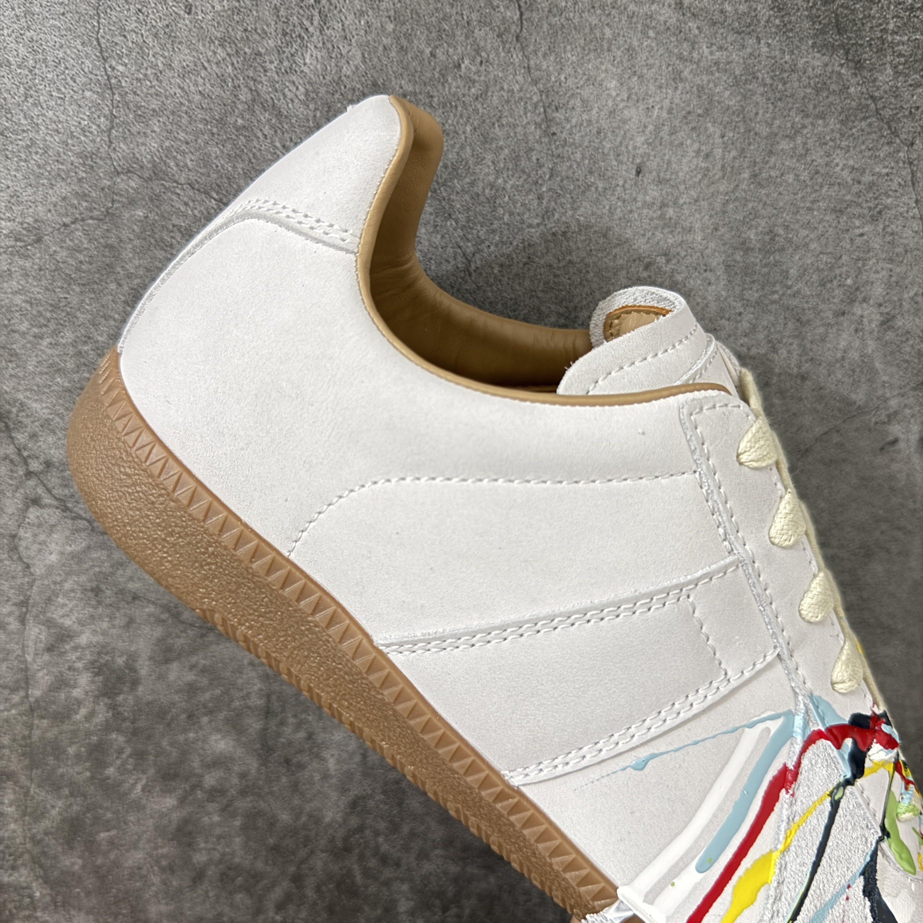 Maison Margiela MM6 马吉拉  Replica彩绘 德训鞋 低筒 休闲鞋 运动鞋 板鞋 男鞋 女鞋  白色 S57WS0240P1892961