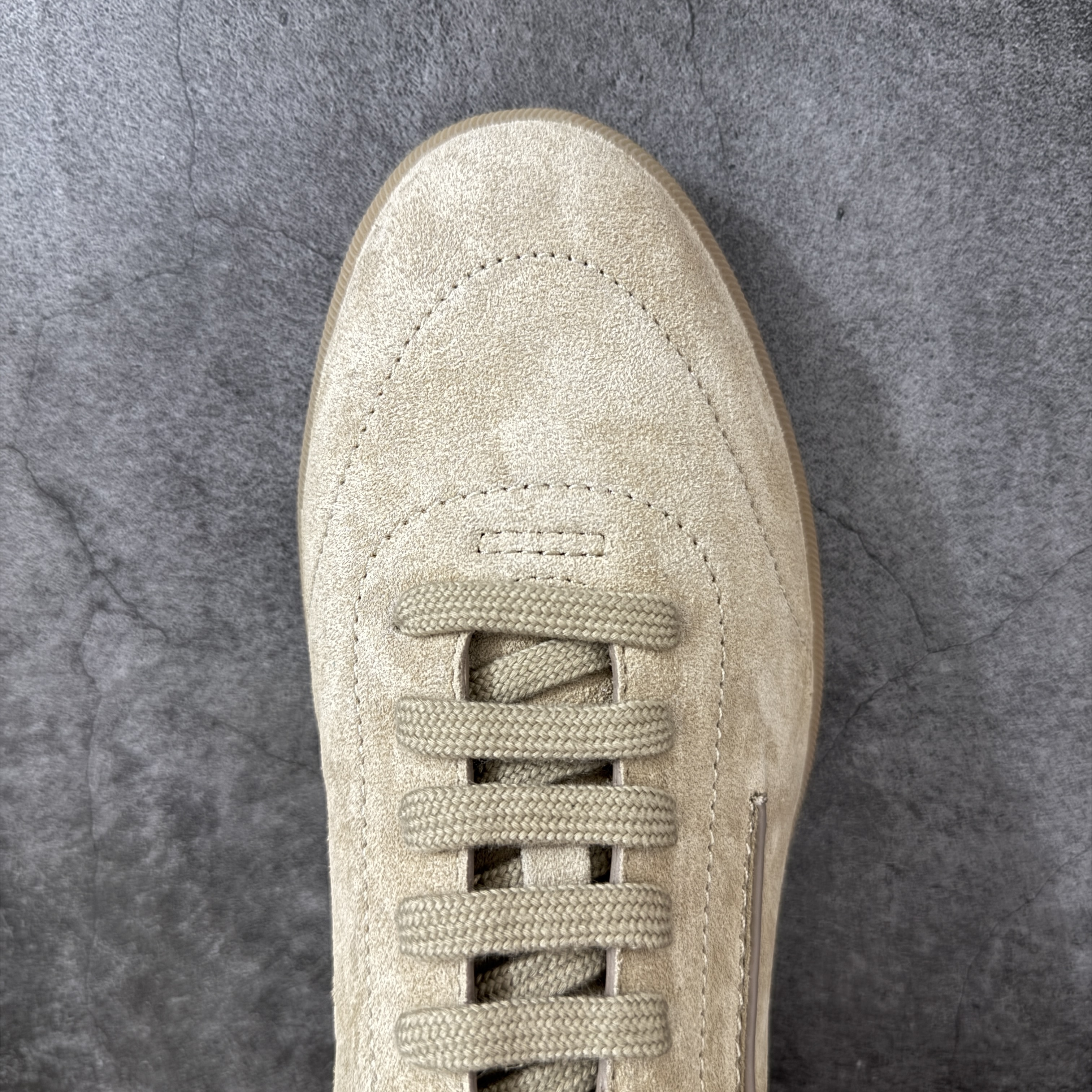 杰尼亚Zegna SS26 232  "Old Money" style low-top German Army Trainers (GATs) / casual sneakers. 麂皮 LHSOY-S8218Z-802