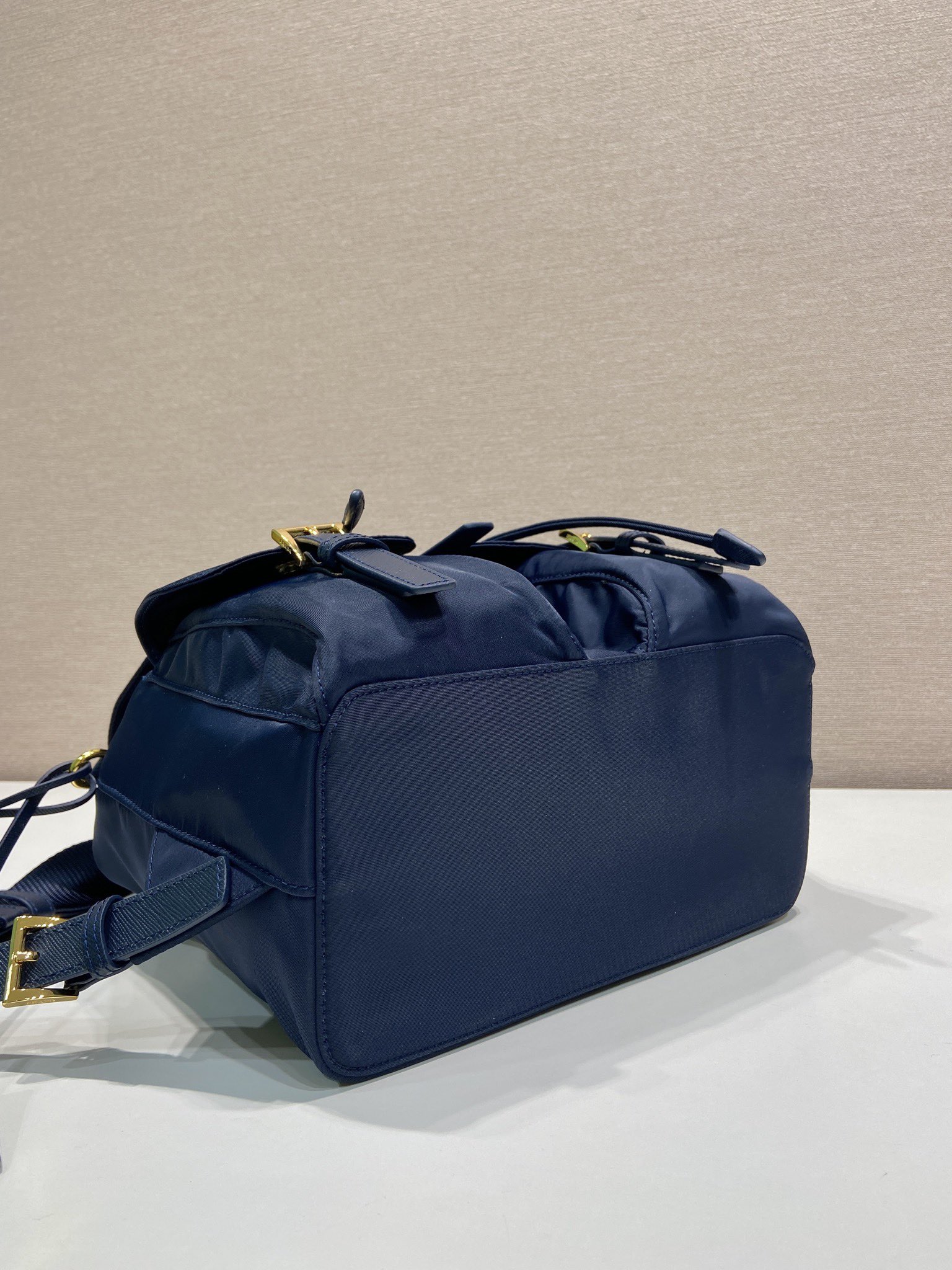 普拉达 PRADA Re-Nylon 1978 双肩包 尼龙 海蓝色 H0-1BZ677_RV44_F0DMH_V_OOM