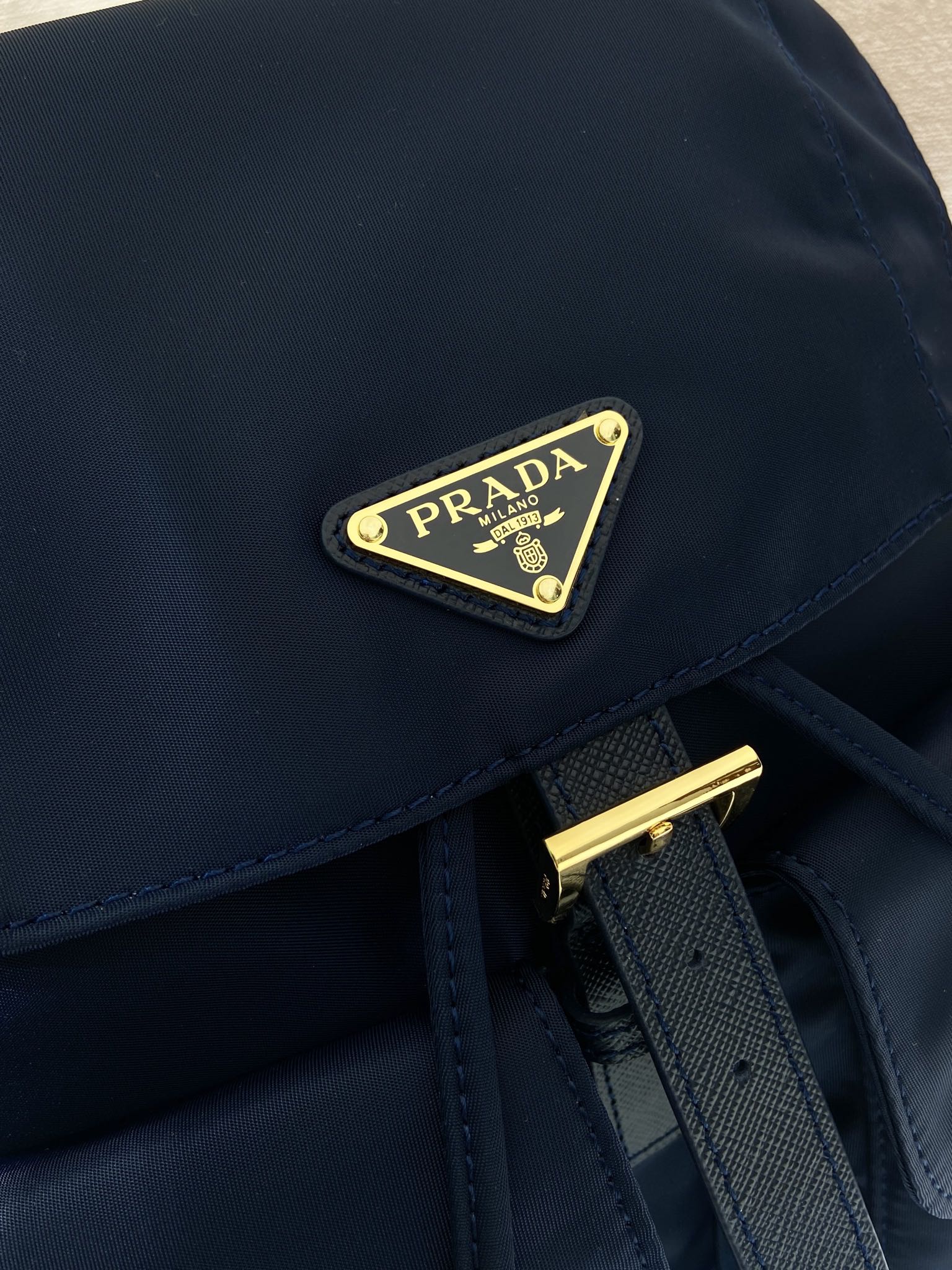普拉达 PRADA Re-Nylon 1978 双肩包 尼龙 海蓝色 H0-1BZ677_RV44_F0DMH_V_OOM