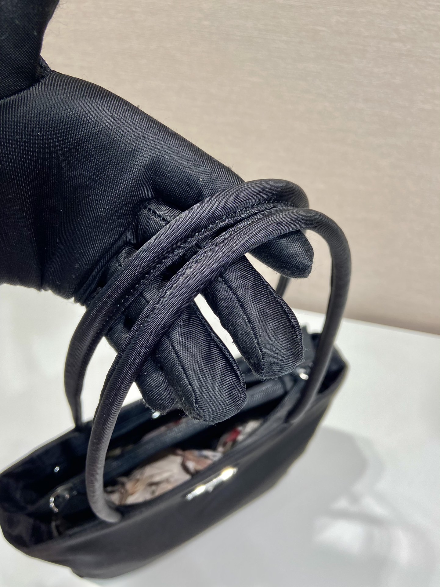托特 普拉达 PRADA Re-Nylon Tote 尼龙 黑色 F0-1BG426_VDOO_RUKW_F0002