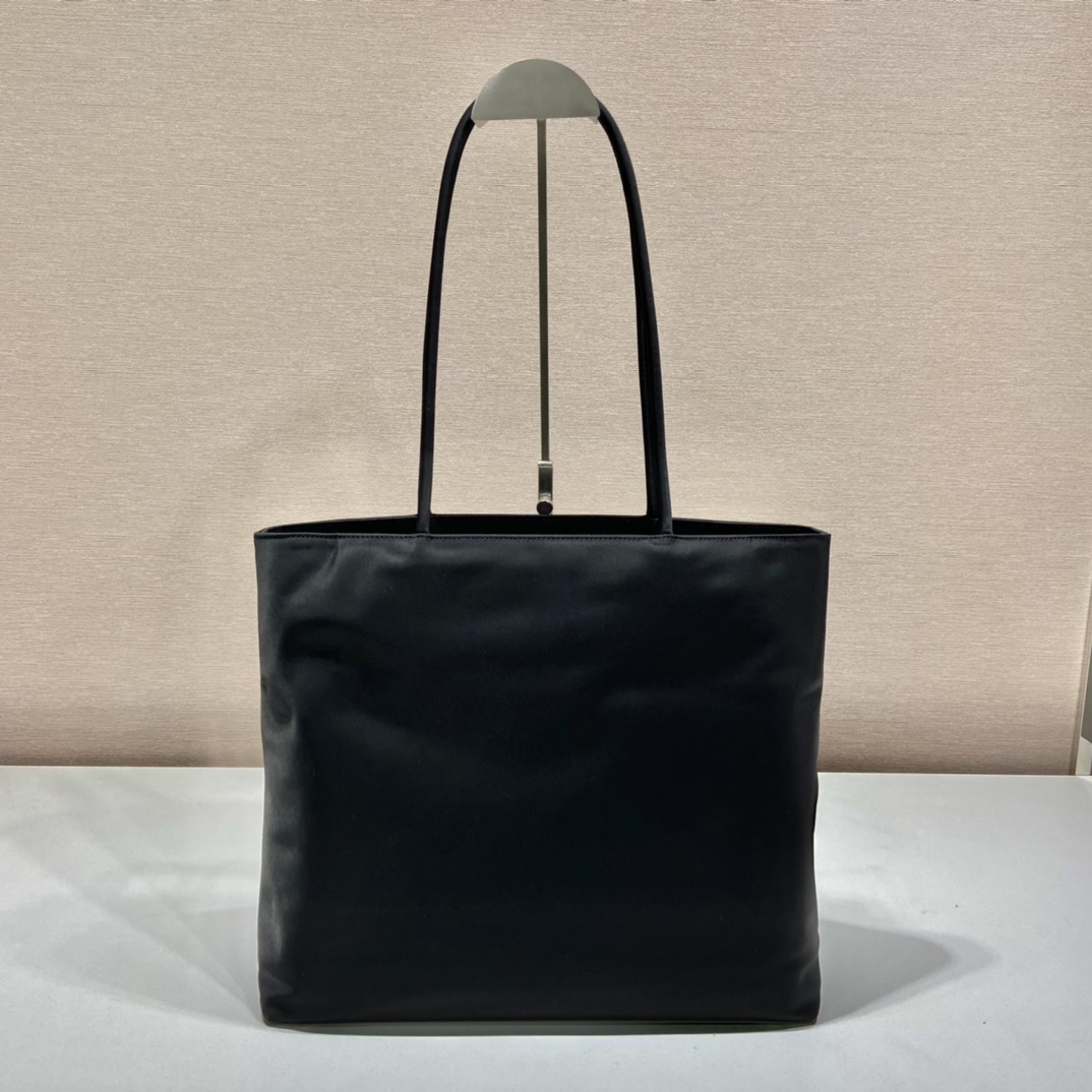 大号 托特 普拉达 PRADA Re-Nylon Tote 尼龙 黑色 F0-1BG108_5ECO_F0002_TU_V_OOX