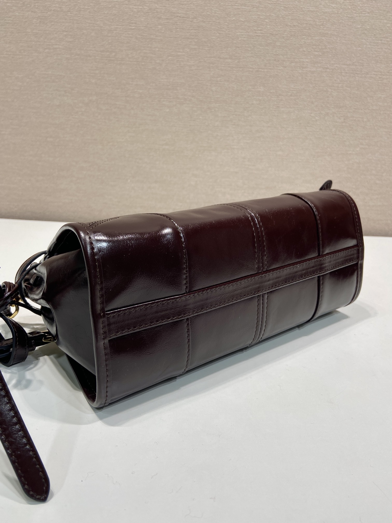 小号 普拉达 PRADA Bonnie soft lux  皮革 红色 F0-1BH215