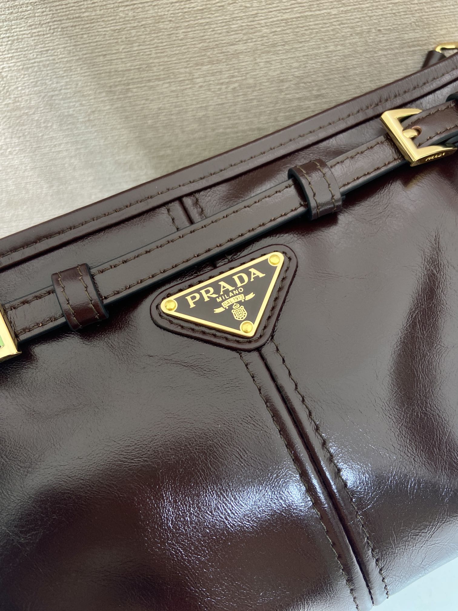 小号 普拉达 PRADA Bonnie soft lux  皮革 红色 F0-1BH215