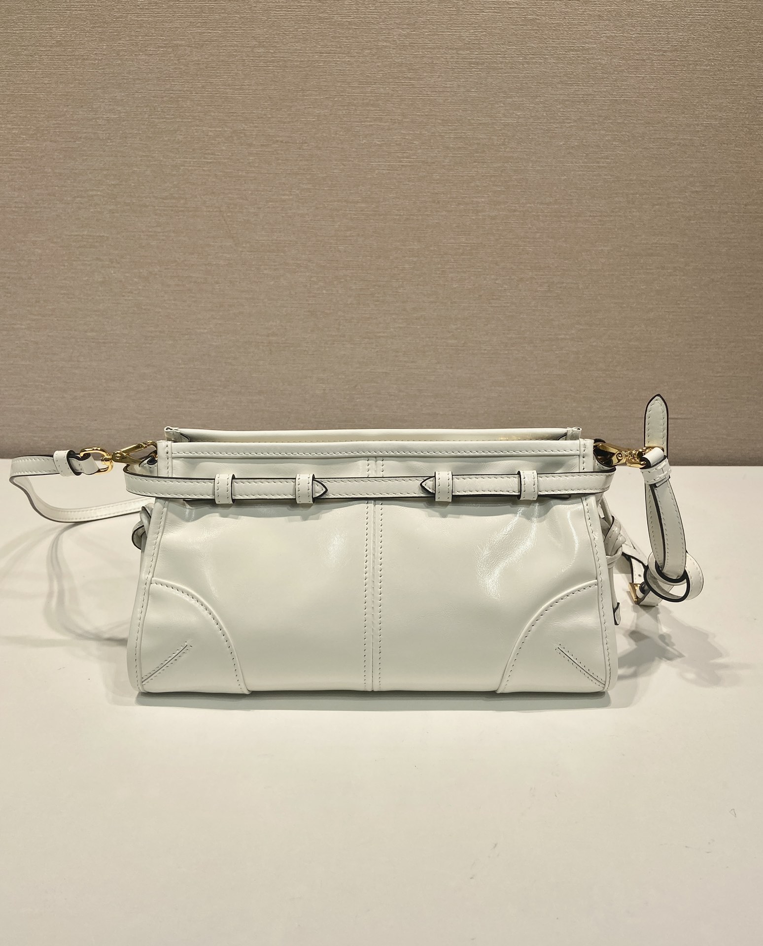 小号 普拉达 PRADA Bonnie soft lux  皮革 白色 F0-1BH215