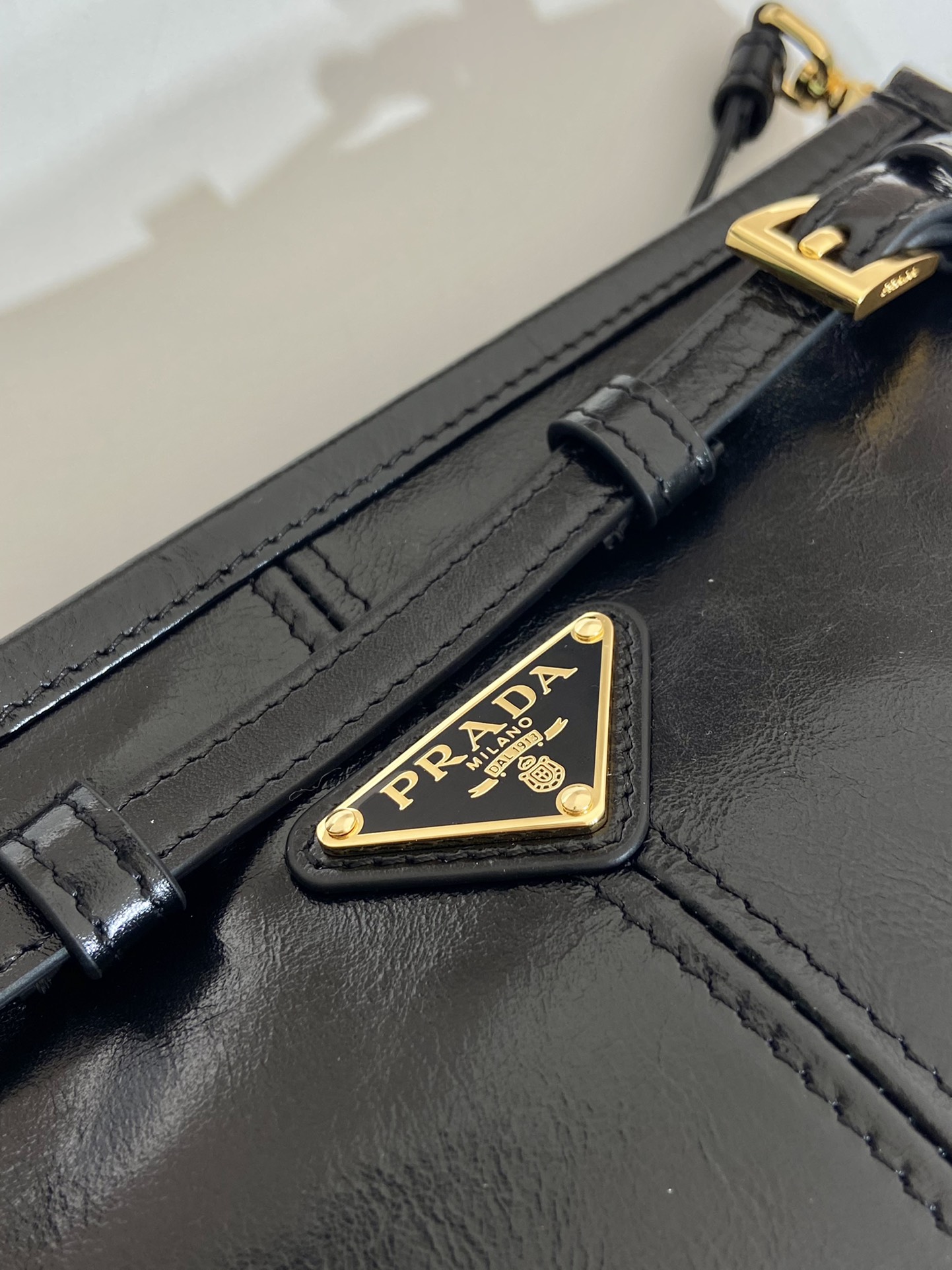 小号 普拉达 PRADA Bonnie soft lux  皮革 黑色 F0-1BH215_2CYR_F0002_V_OOO