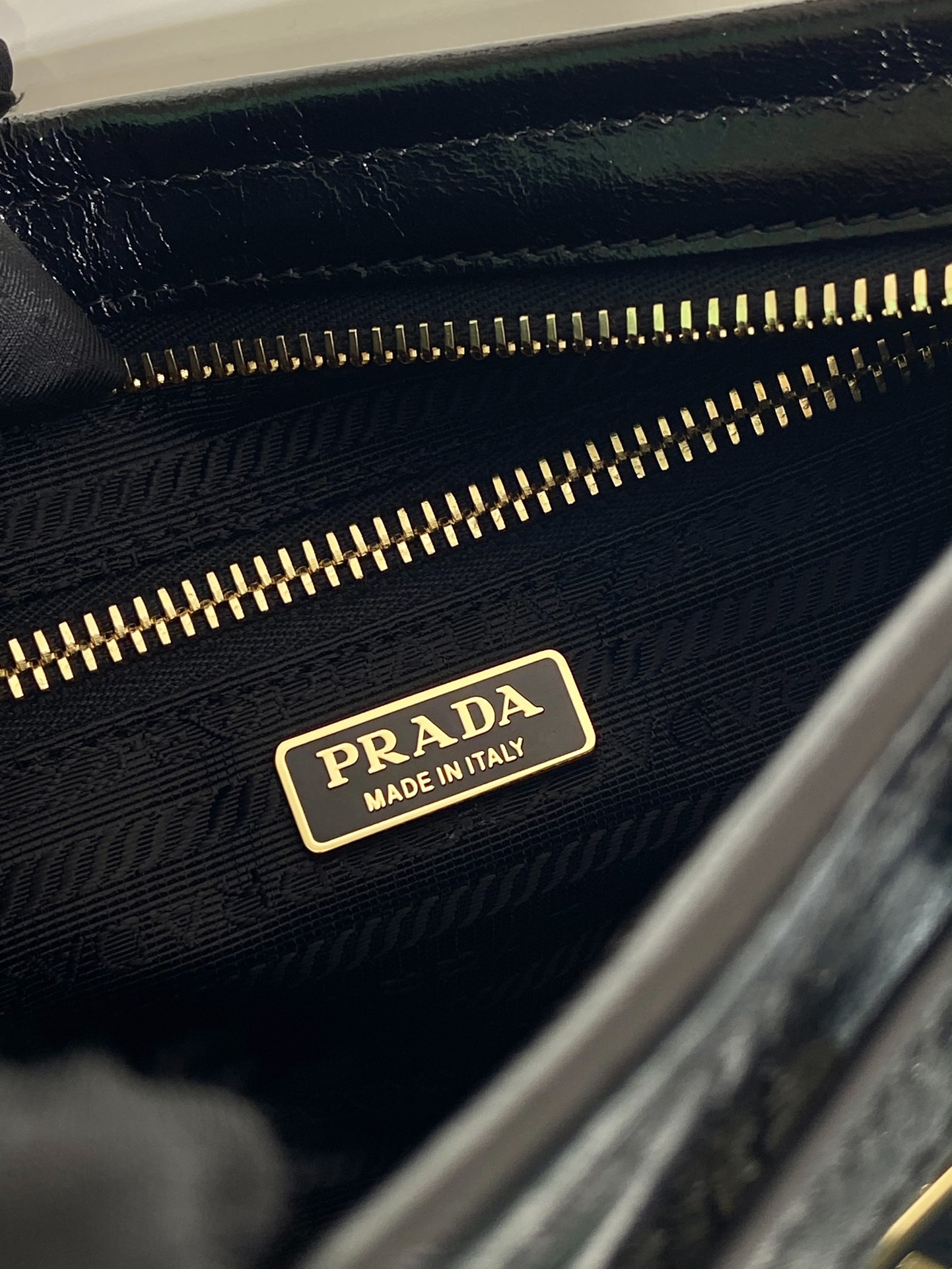 小号 普拉达 PRADA Bonnie soft lux  皮革 黑色 F0-1BH215_2CYR_F0002_V_OOO