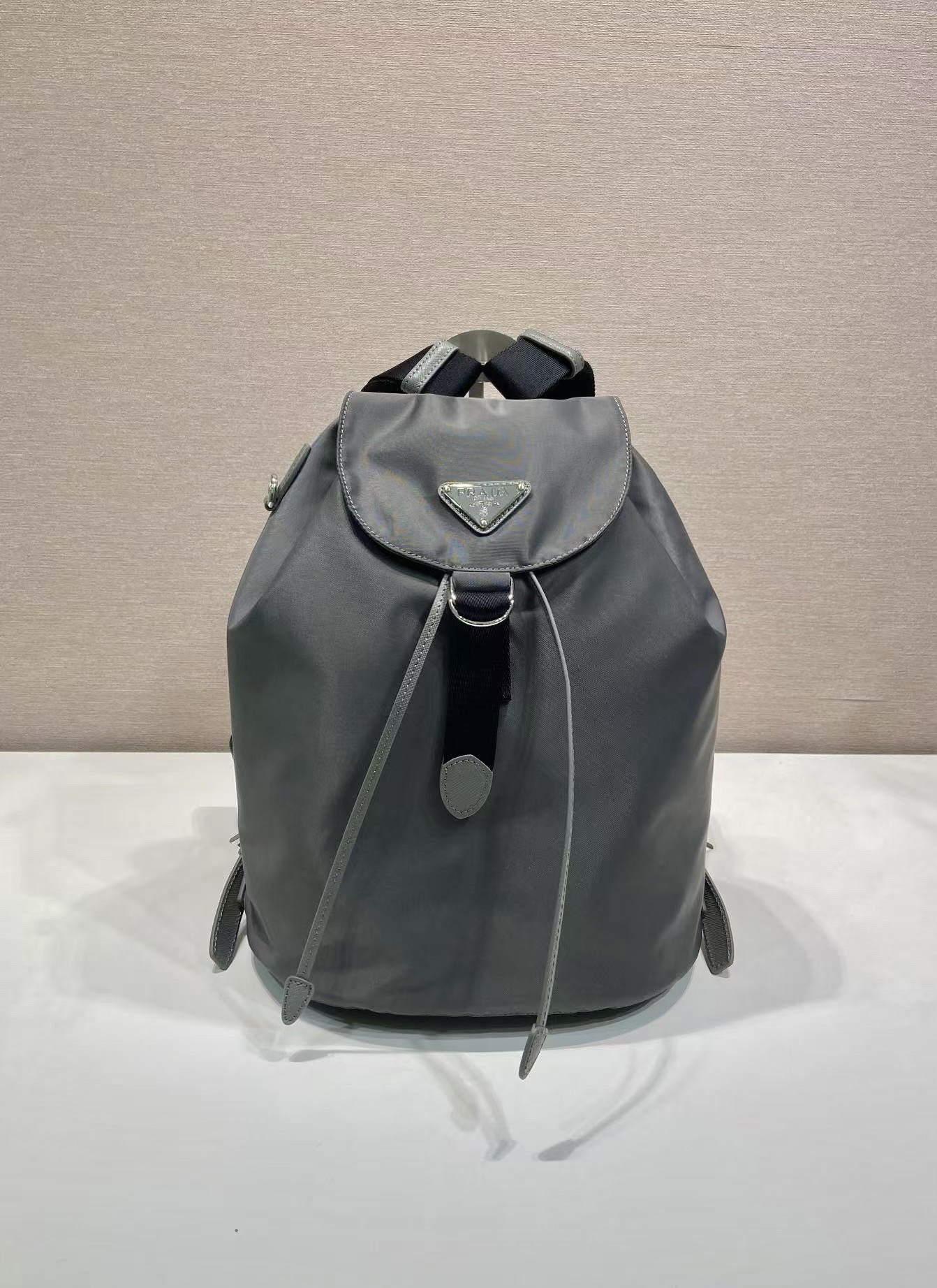 小号 普拉达 PRADA Re-Nylon 双肩包 旅行包   尼龙 F0-1BZ197_RV44_F0002_V_OOO