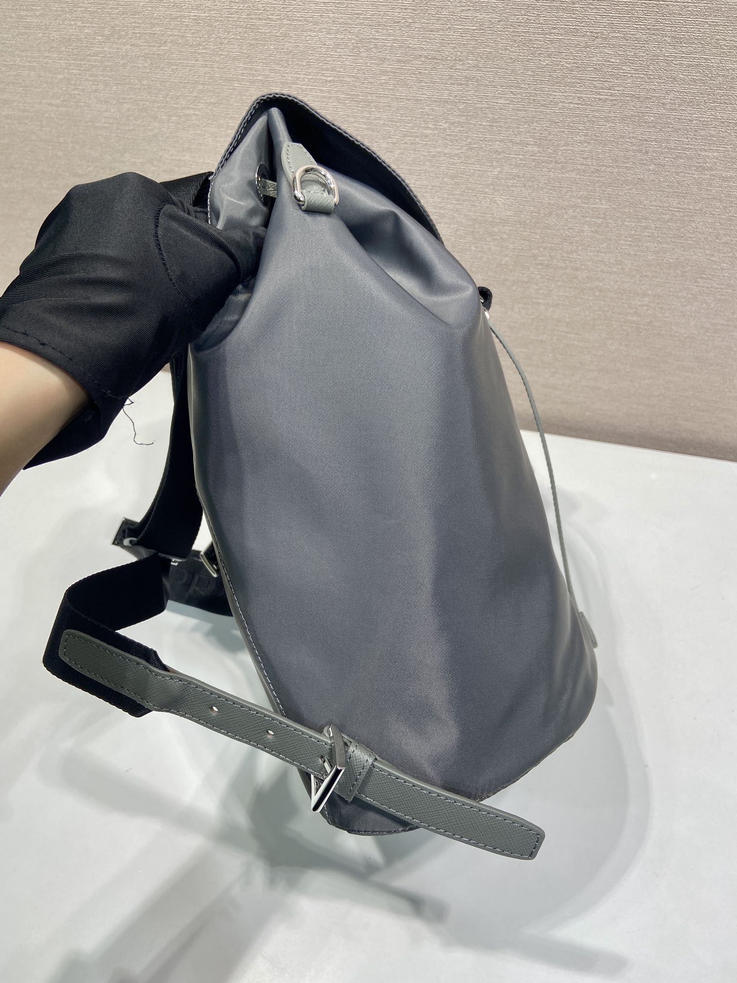小号 普拉达 PRADA Re-Nylon 双肩包 旅行包   尼龙 F0-1BZ197_RV44_F0002_V_OOO
