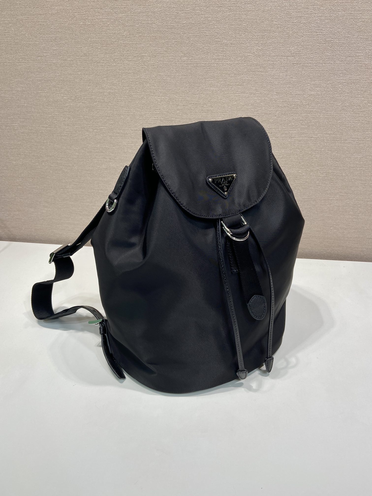 小号 普拉达 PRADA Re-Nylon 双肩包 旅行包   尼龙 F0-1BZ197_RV44_F0002_V_OOO