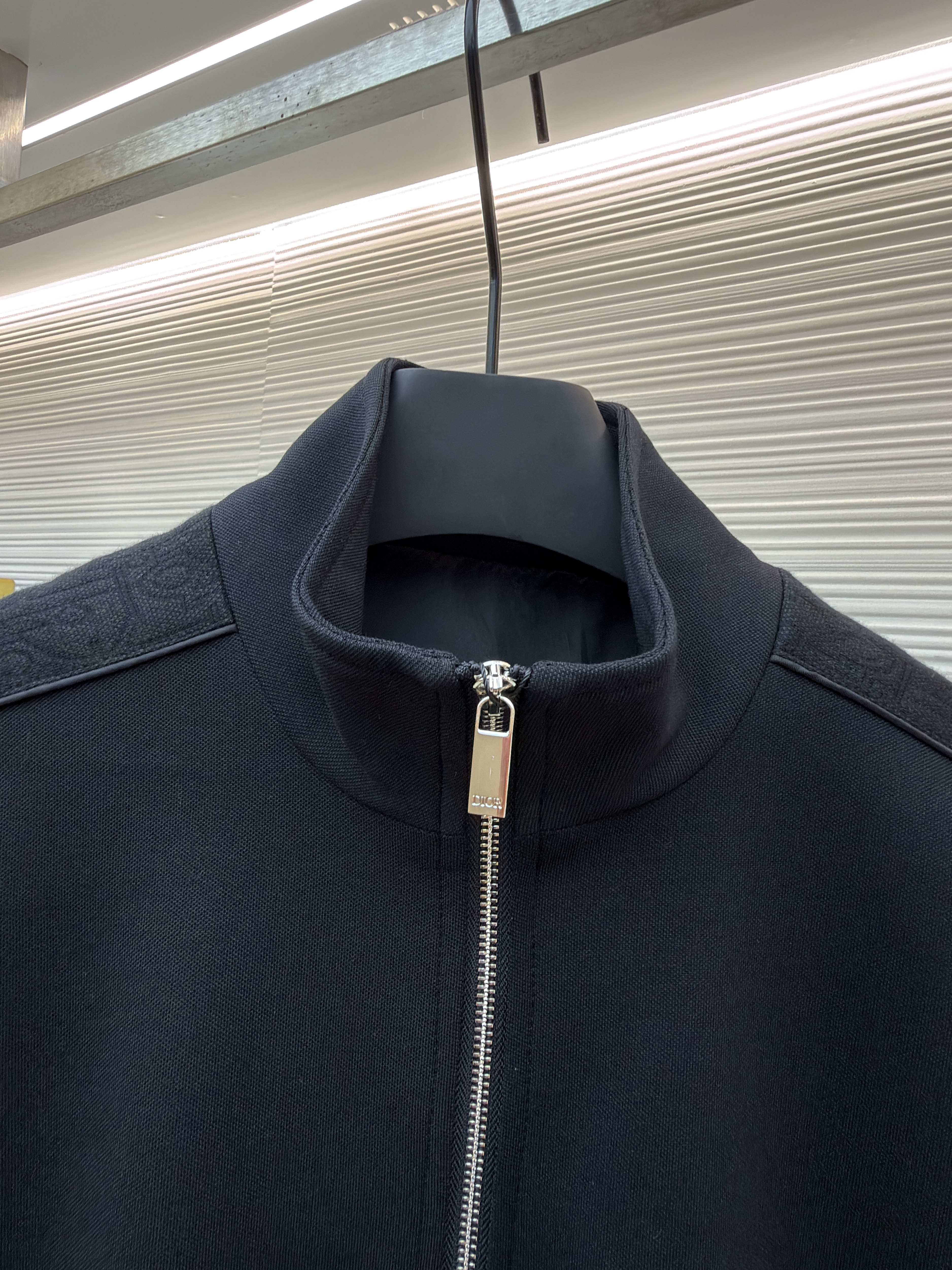 DIOR 迪奥 镶片拉链立领夹克 秋冬 外套 长袖 黑色 B2