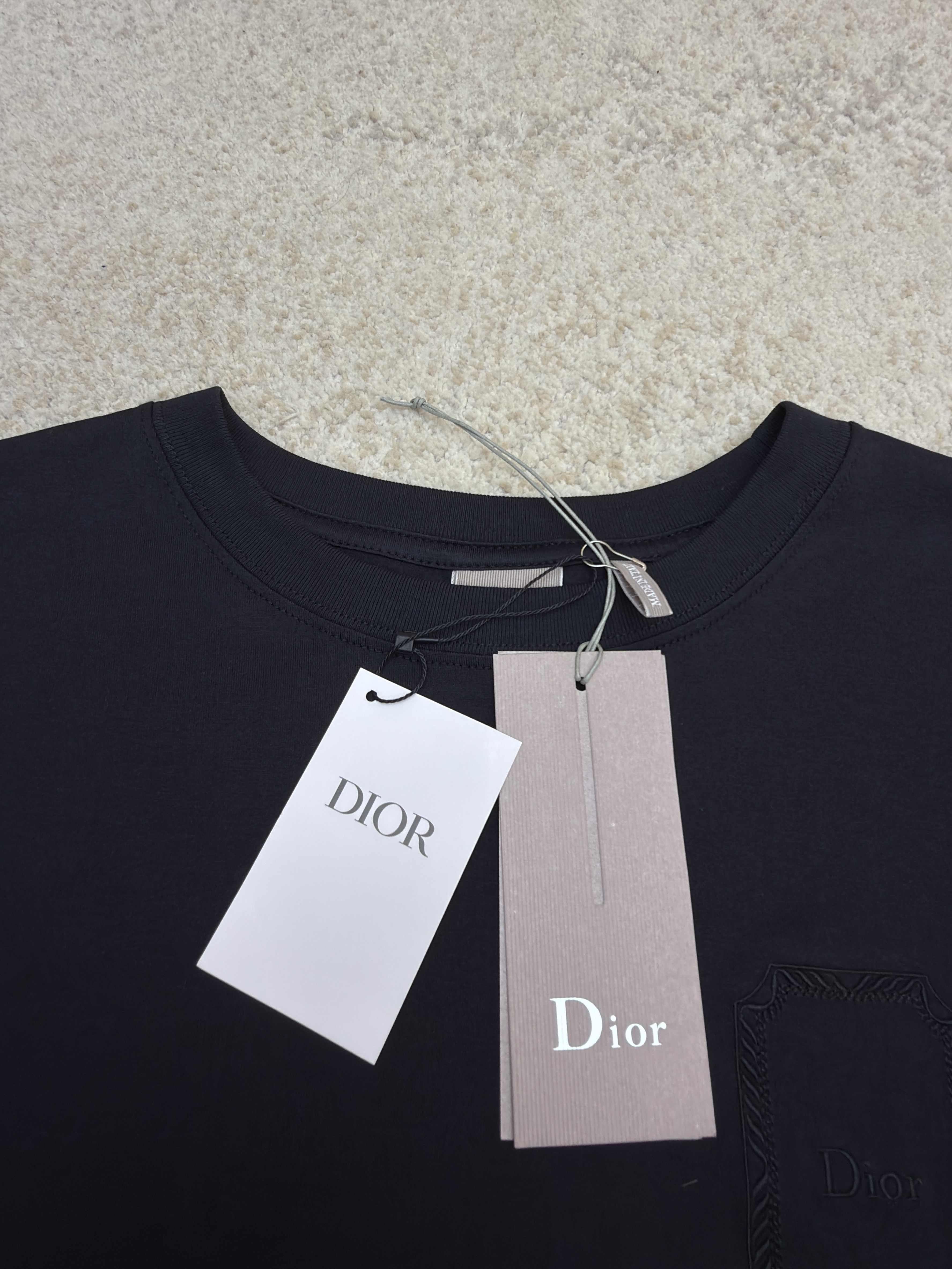 DIOR 迪奥 铭牌刺绣圆领短袖 T恤 夏季 白色 黑色 A0 