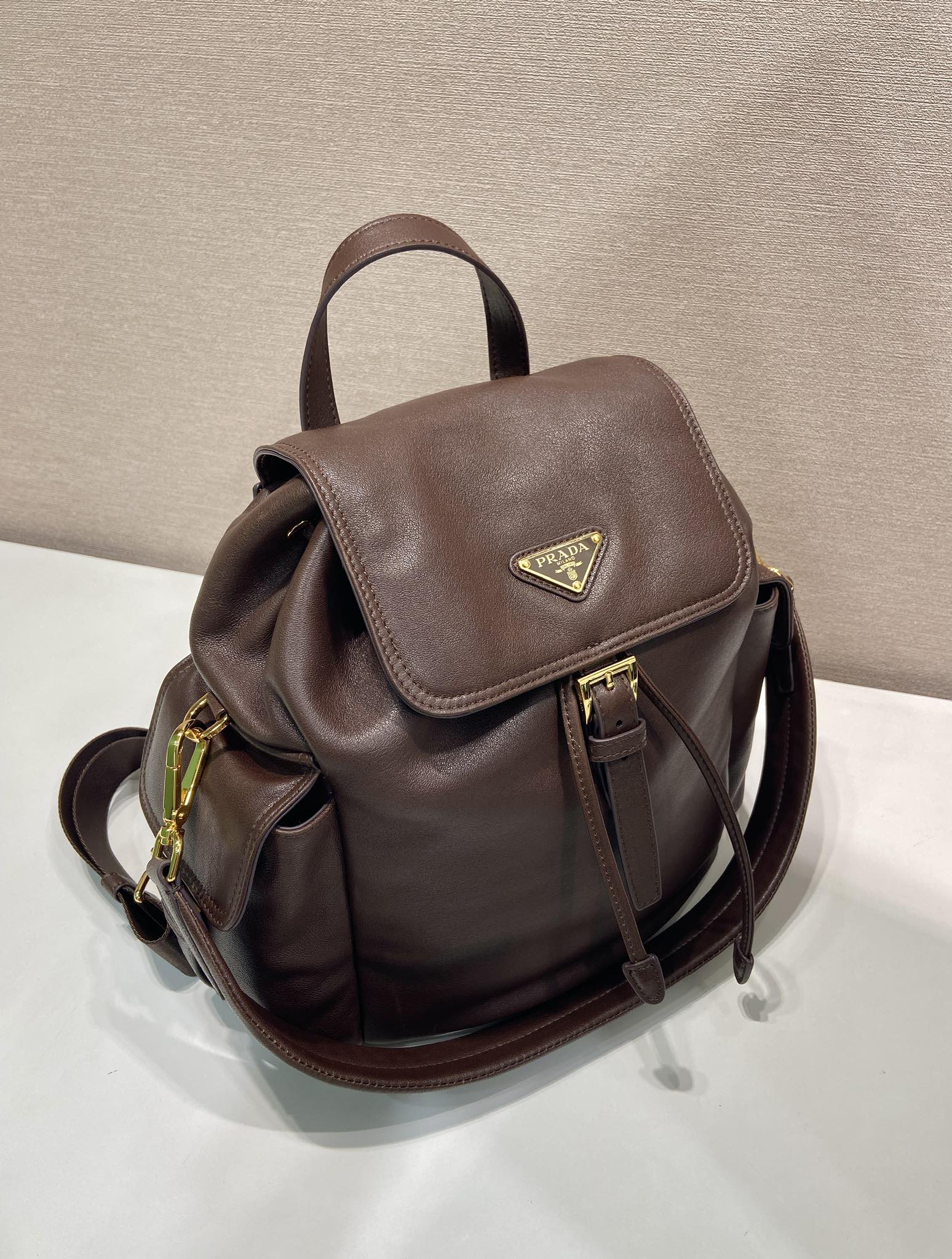 中号 普拉达 PRADA Explore 双肩包 羊皮  F0-1BZ080_2DX8_F0038_V_OOO