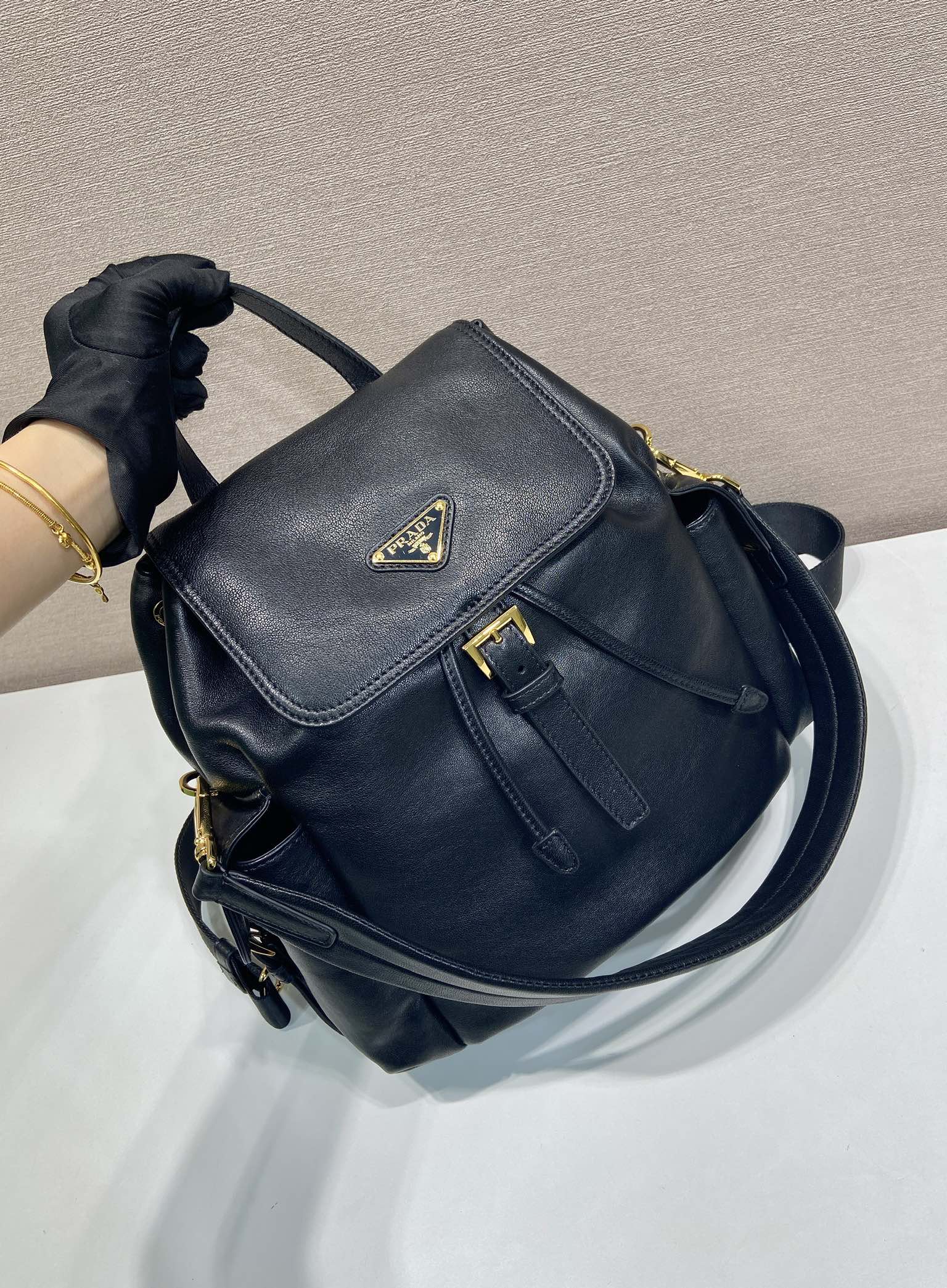 中号 普拉达 PRADA Explore 双肩包 羊皮  F0-1BZ080_2DX8_F0038_V_OOO