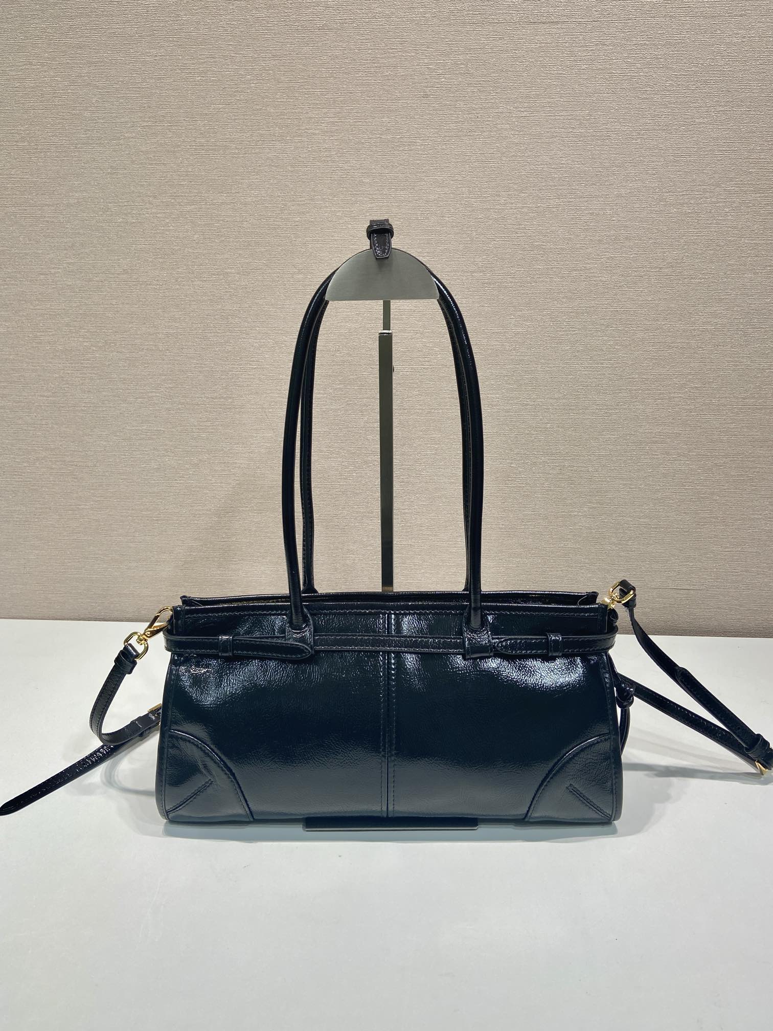 中号 普拉达 PRADA Bonnie 手提单肩包 油蜡皮 黑色  F0-1BA426 