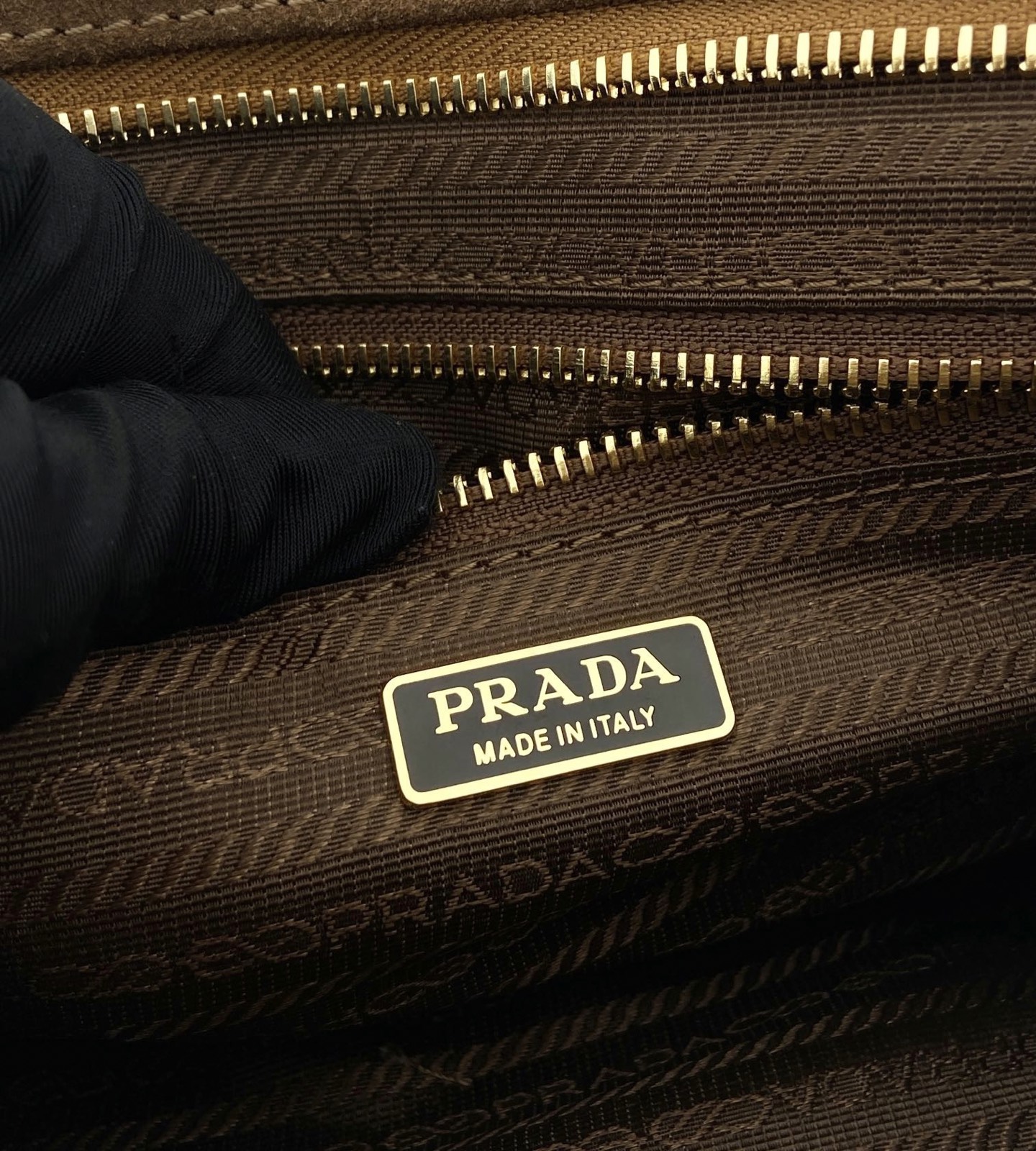 中号 普拉达 PRADA Bonnie 手提单肩包 麂皮 肉桂色  F0-1BA426_2C4S_F0401