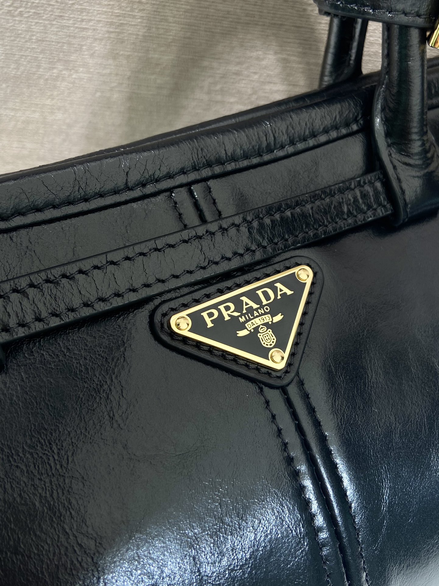 中号 普拉达 PRADA Bonnie 手提单肩包 皮革 黑色 F0-1BA426_2CYR_F0002_V_MOM