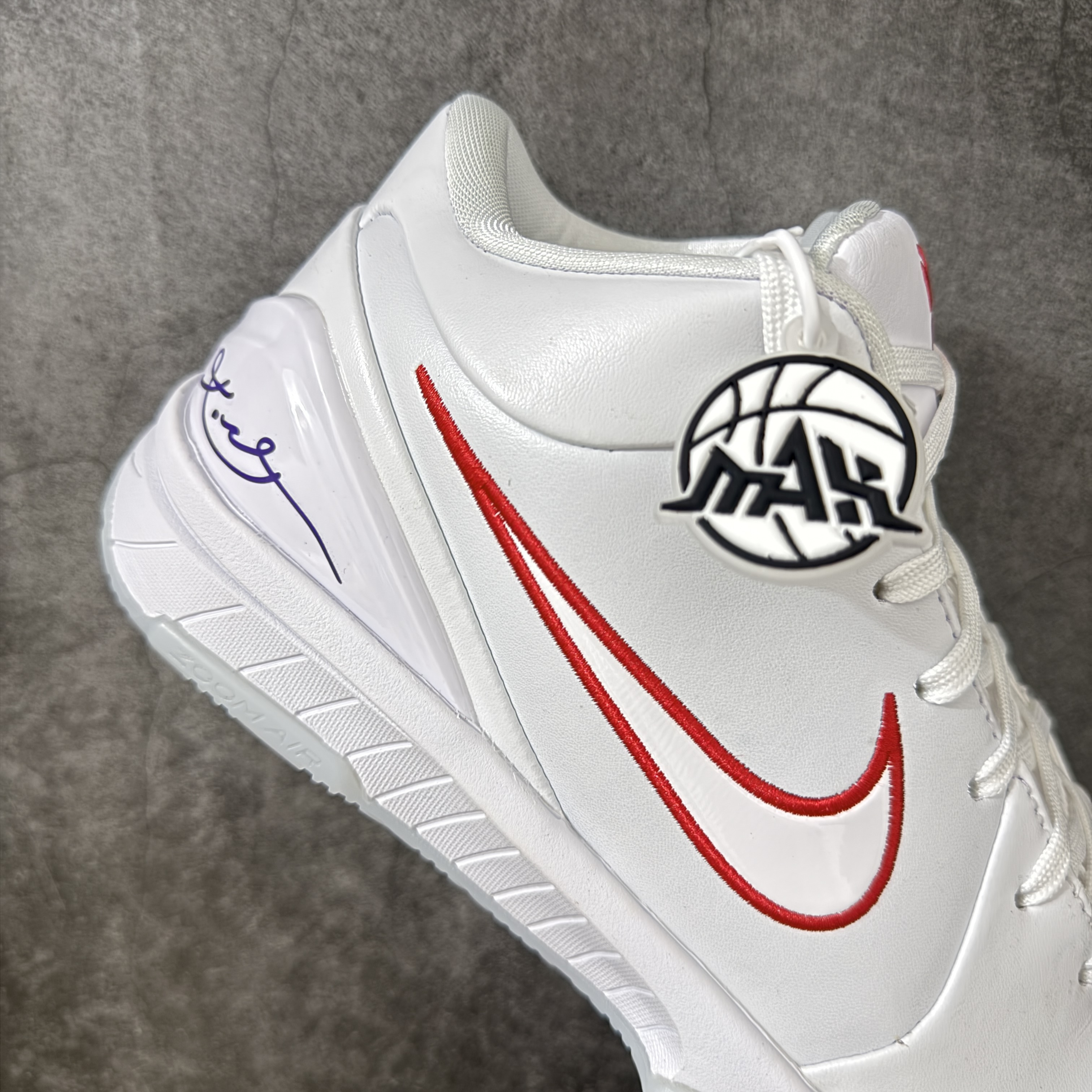  灭世MAX Kobe 4 「Draft Day」Pack 低筒 后掌气垫 前掌泡棉   篮球 鞋 波鞋 街道休闲鞋 实战 男生 盲盒白红 IV6591-103 