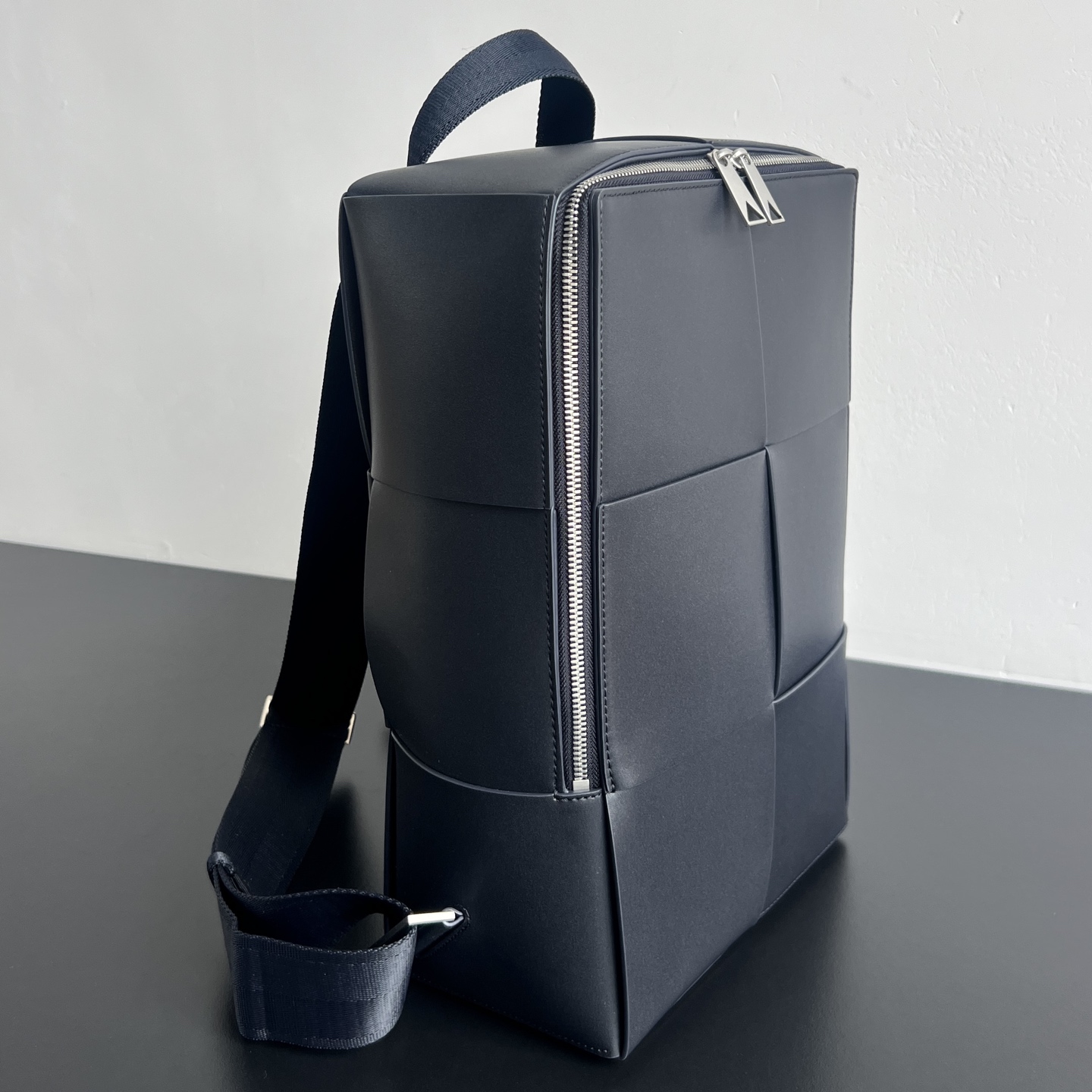 BV Bottega Veneta Intreccio 编织拉链 开合 小牛皮 Backpack / Rucksack-J0-737324VB1K18480