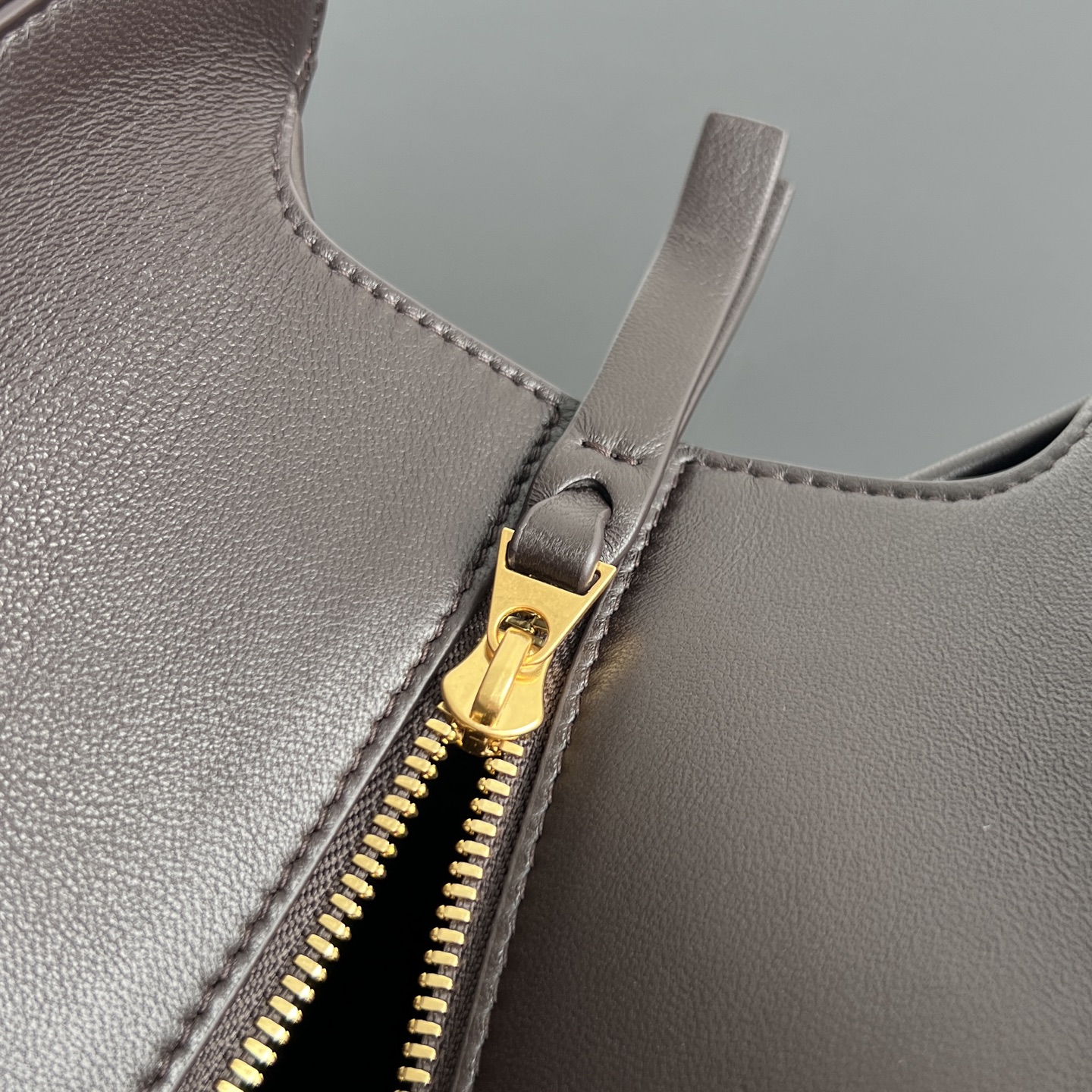  托特 Small BV Bottega Veneta Intreccio Woven Zip Tote Bag (Lambskin) - J0-875932V5KD06149