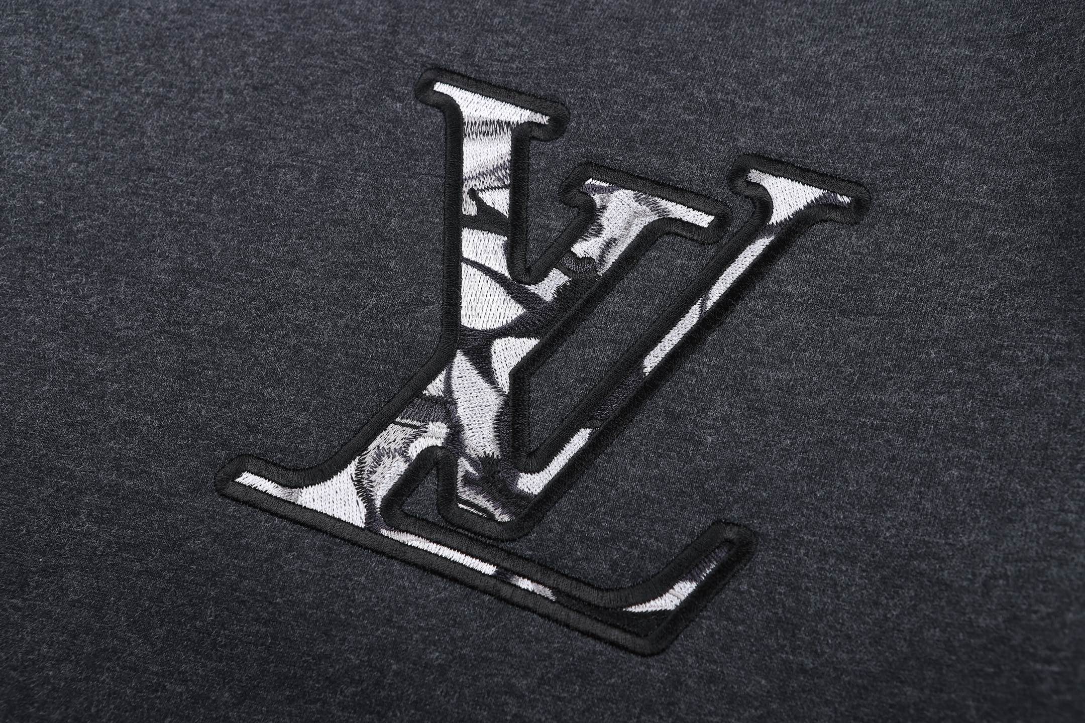 LOUIS VUITTON 路易威登 刺绣标识抓绒圆领卫衣 外套 长袖 深灰色 B0