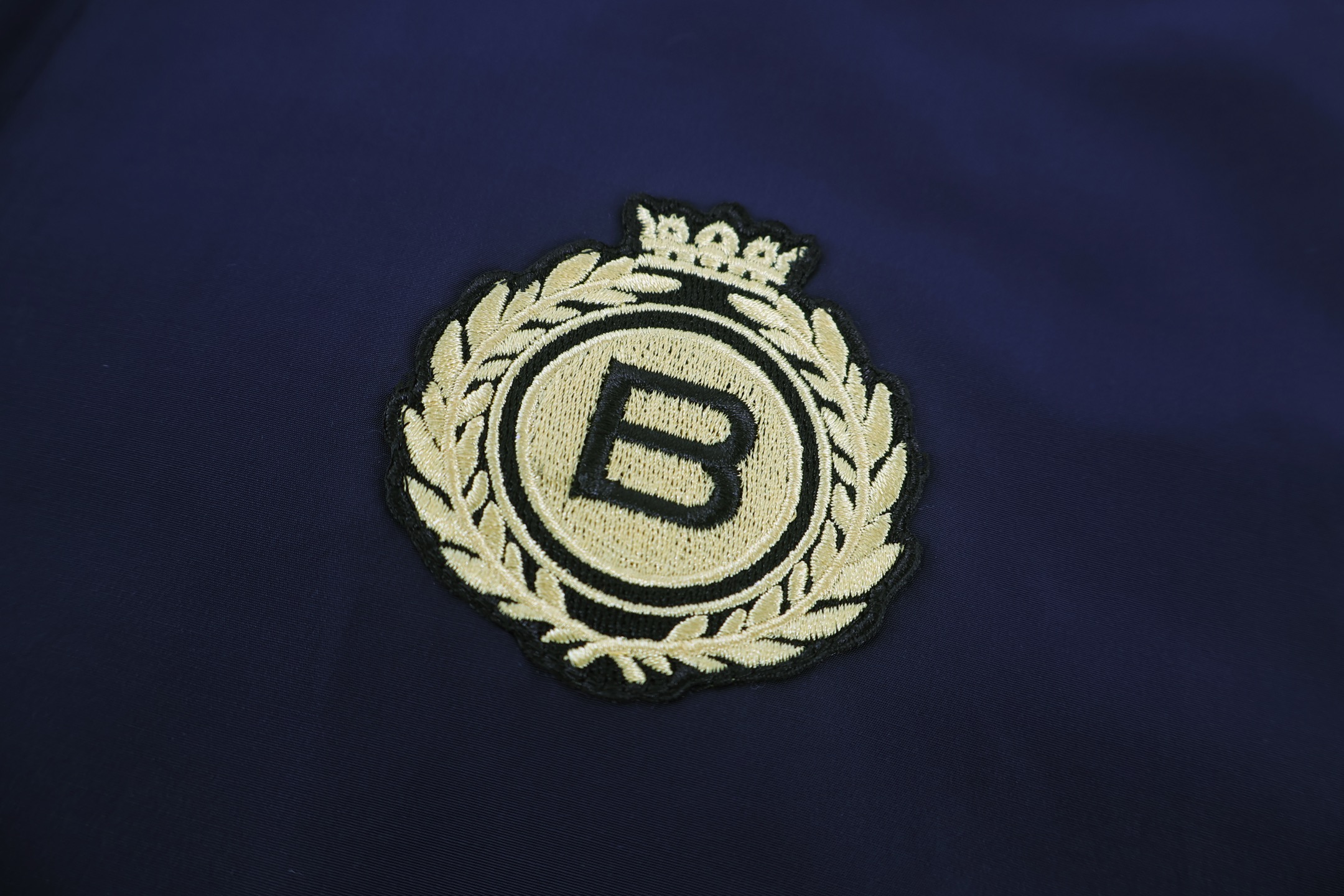 Balenciaga 巴黎世家 撞色皇冠刺绣反光印花拉链运动夹克 外套 长袖 藏蓝色 红色 B2