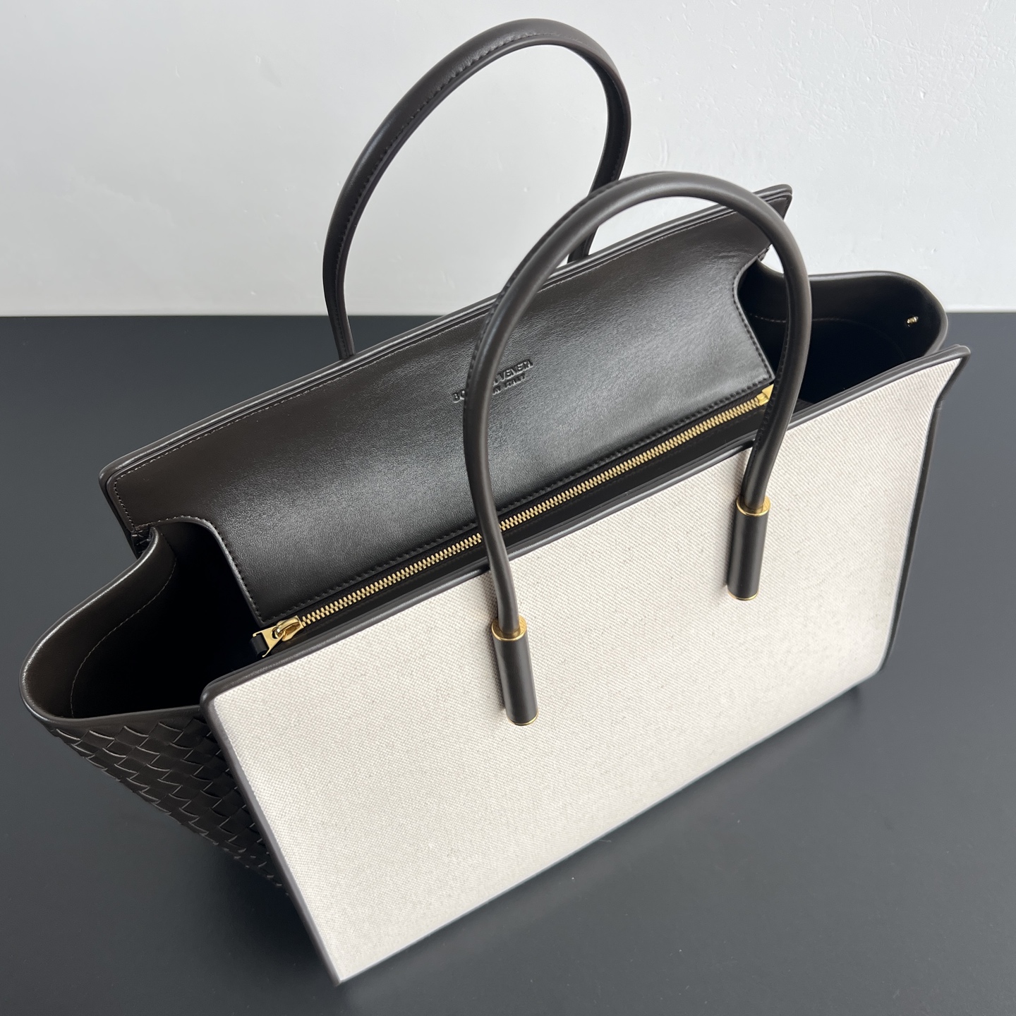 托特 Middle BV Bottega Veneta Intreccio Woven Zip Tote Bag (Linen-cotton blend/Sheepskin lining) - J0-868327V6UD19965