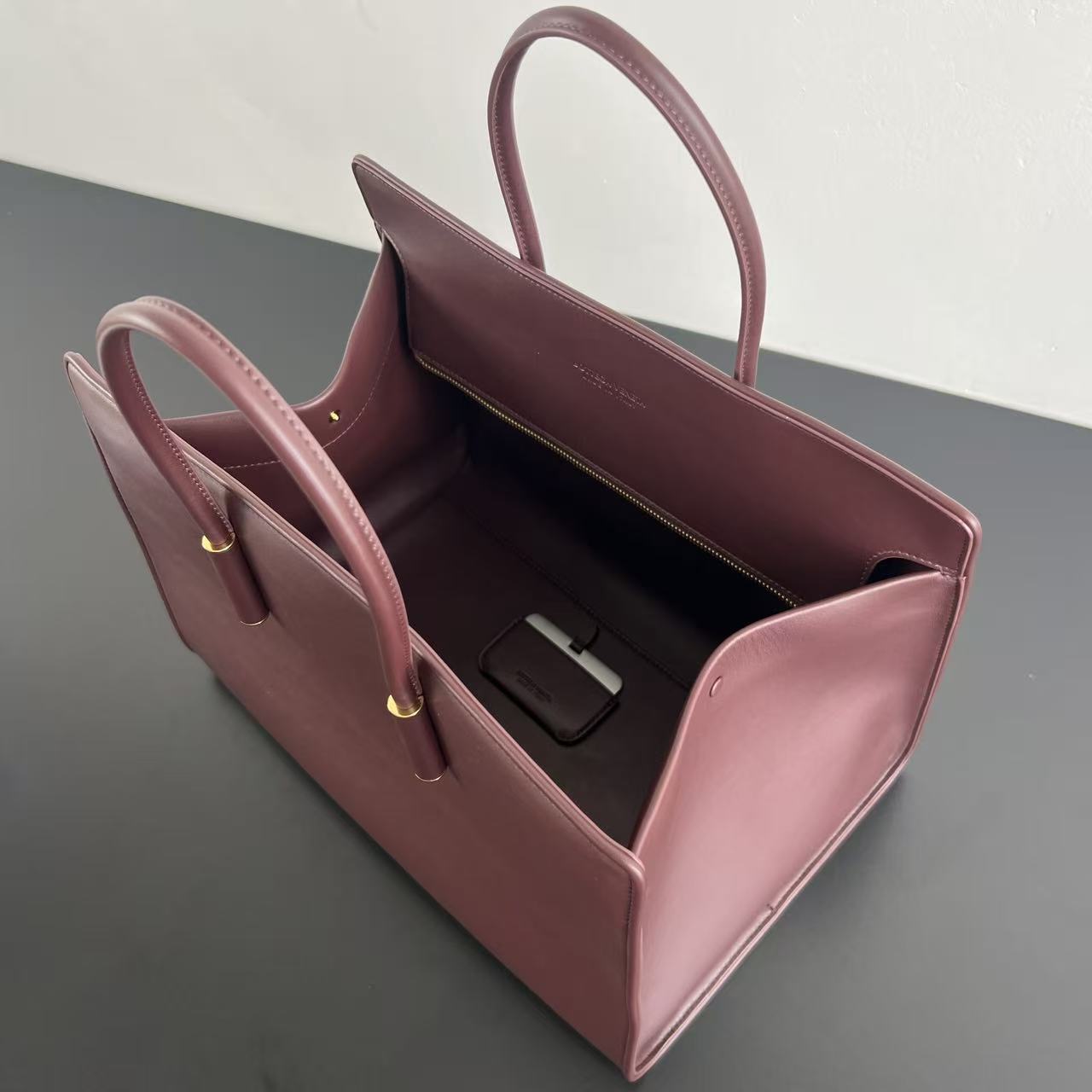 托特 Middle BV Bottega Veneta Barbara Woven Zip Tote Bag (sheepskin) 红色平面- J0-868327